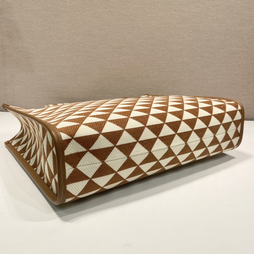 Pra*a tote in saffiano leather 1ba356-39*31*11cm