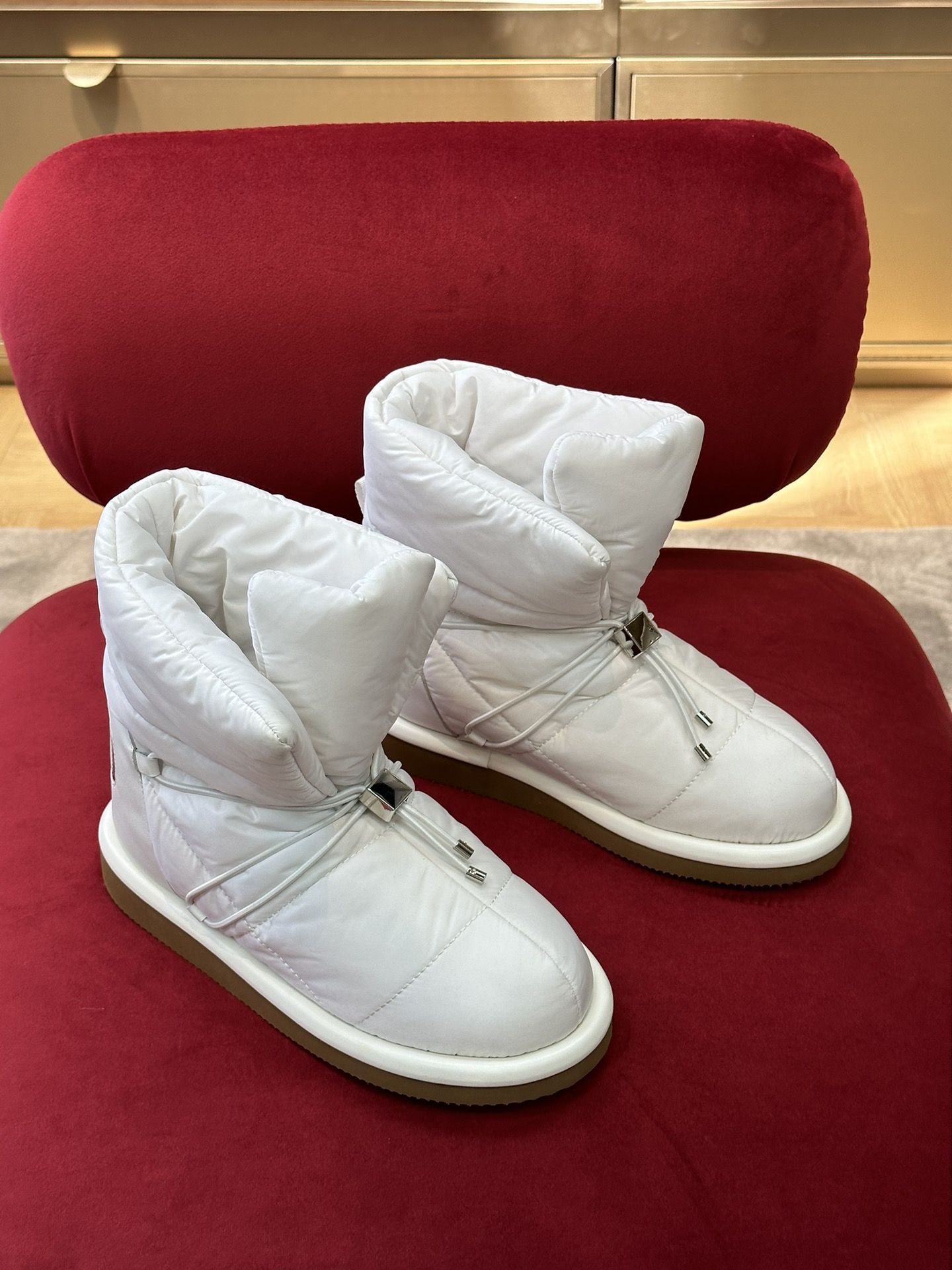 Va1e*ntin0 boots(eu35-42)