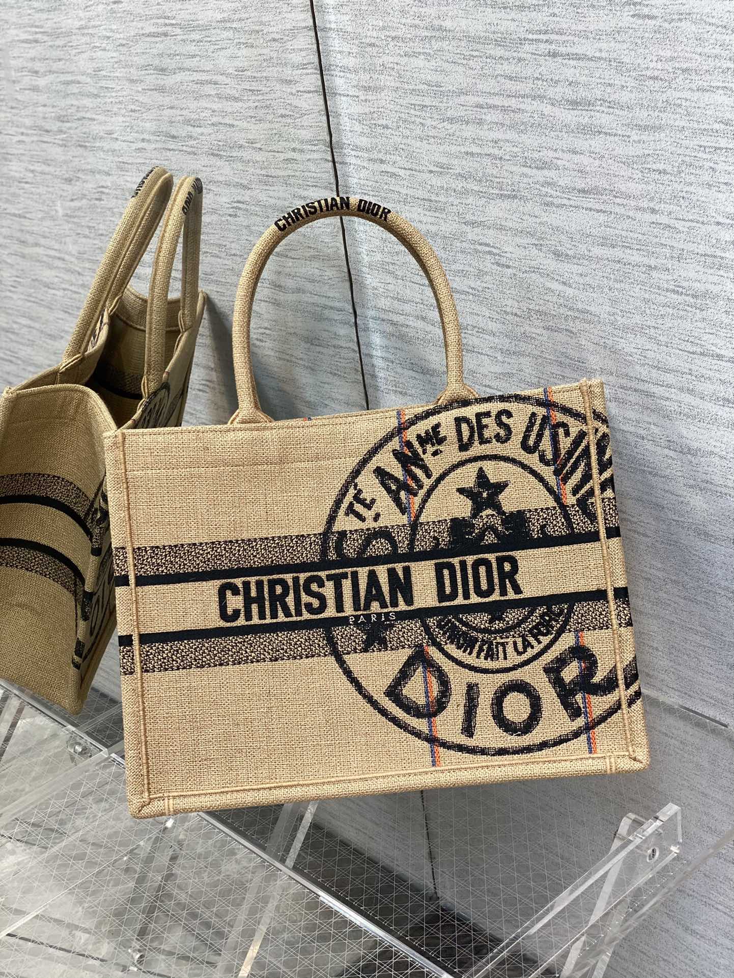 D*or small book tote-36.5cm