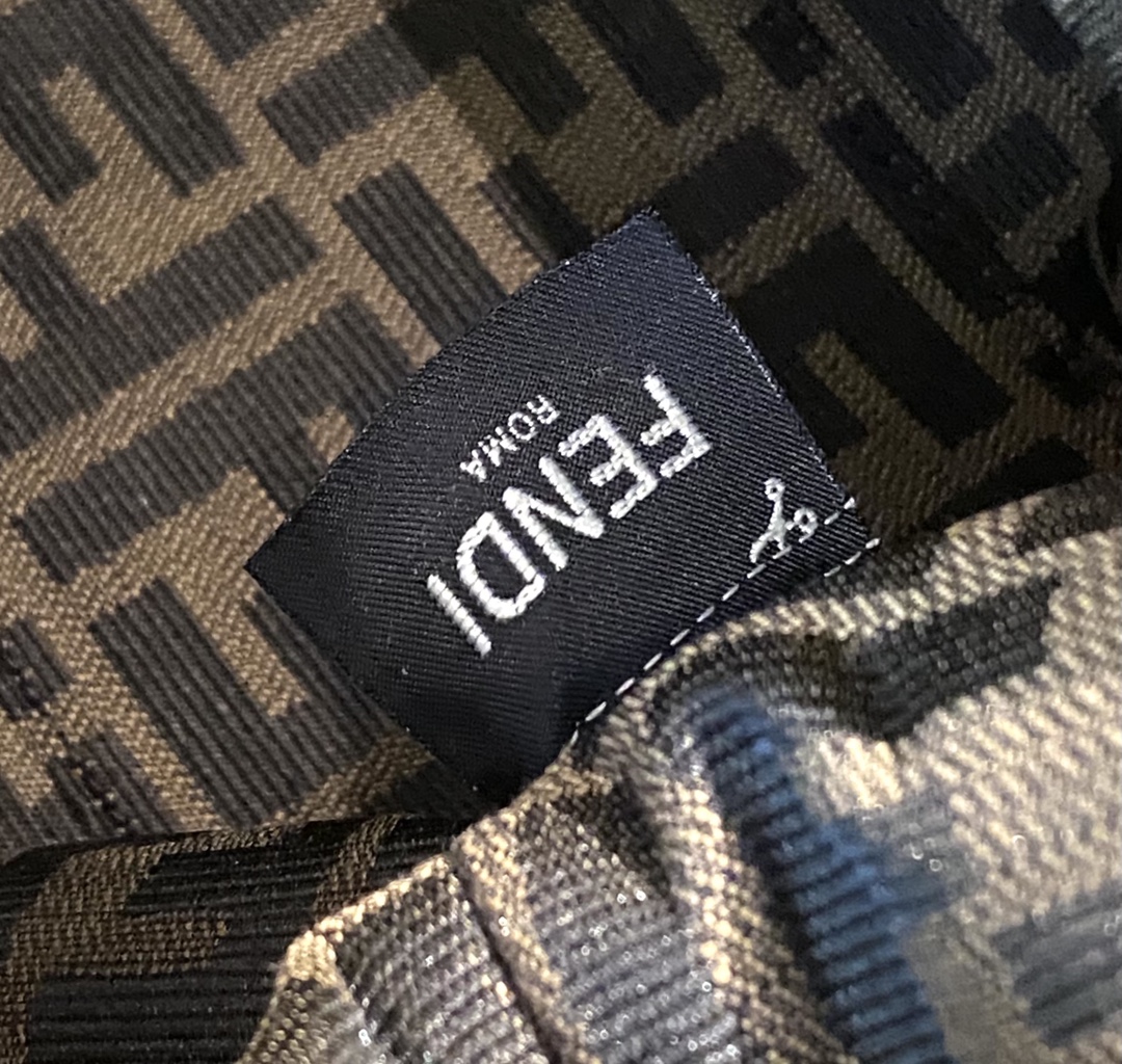 F**di first bag-26*18*9.5/32.5*23.5*15cm