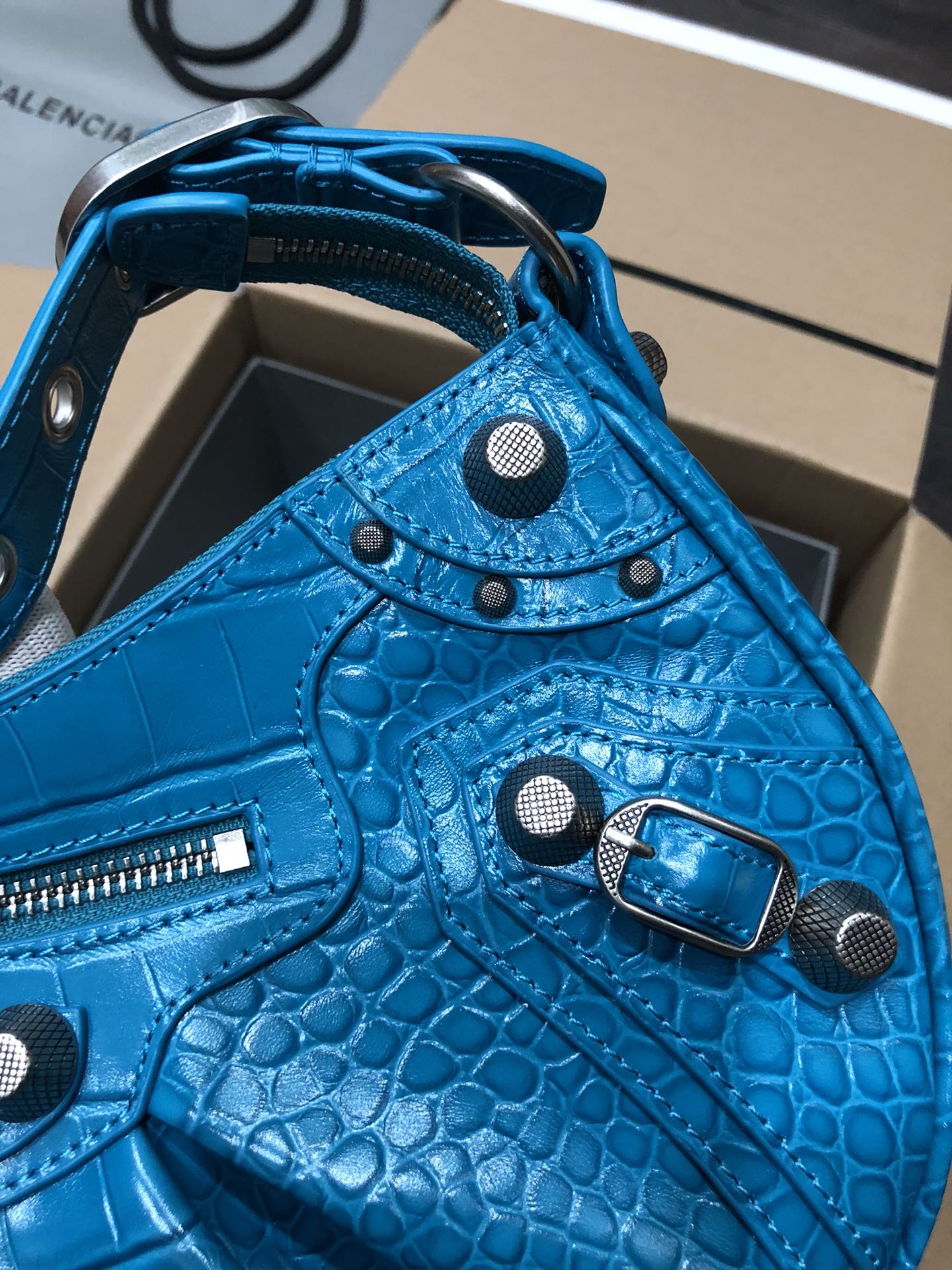 Balenciag Le Cagole Handbags-33*16*8CM