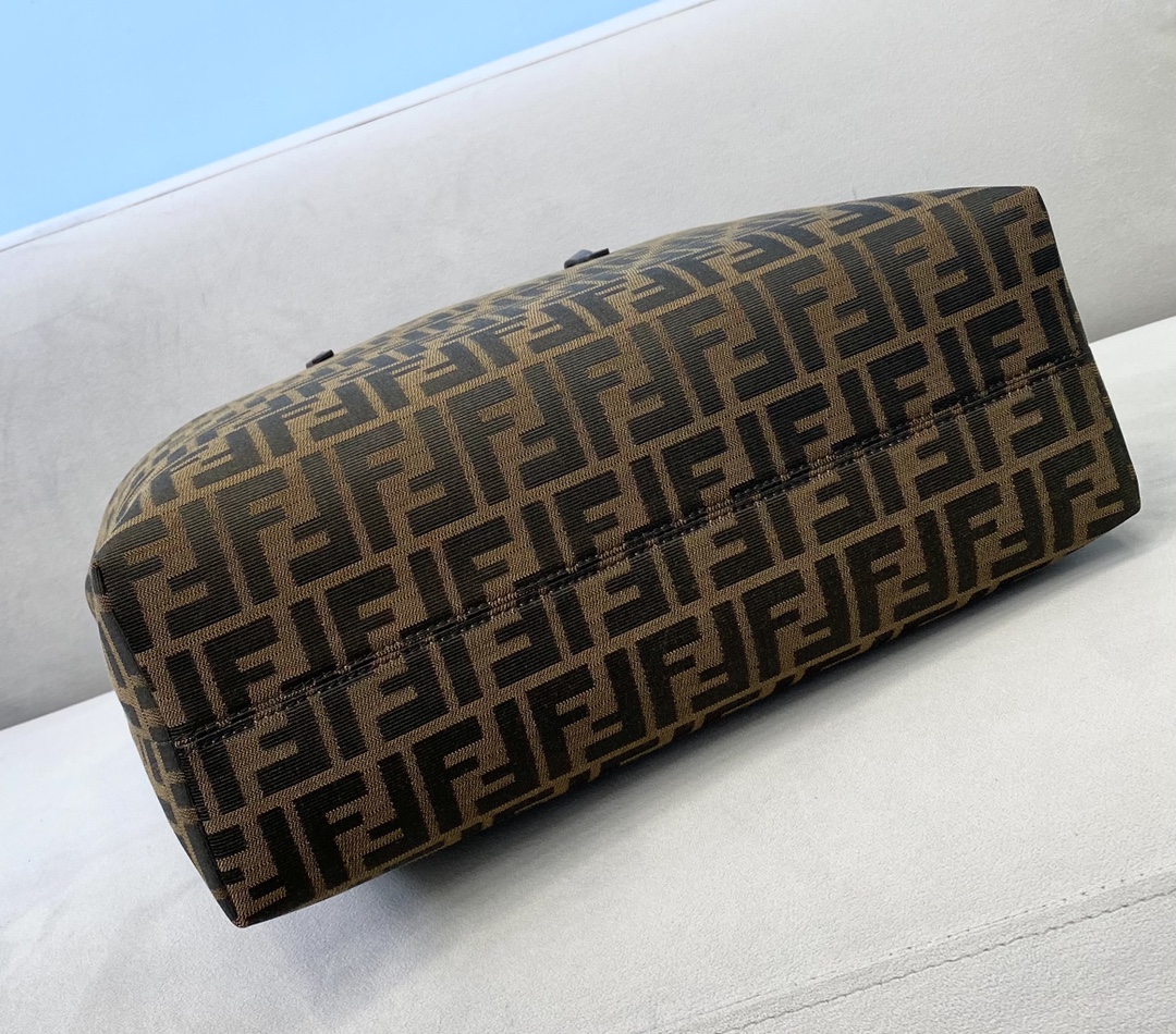F**di vintage handbags-34×13×27cm