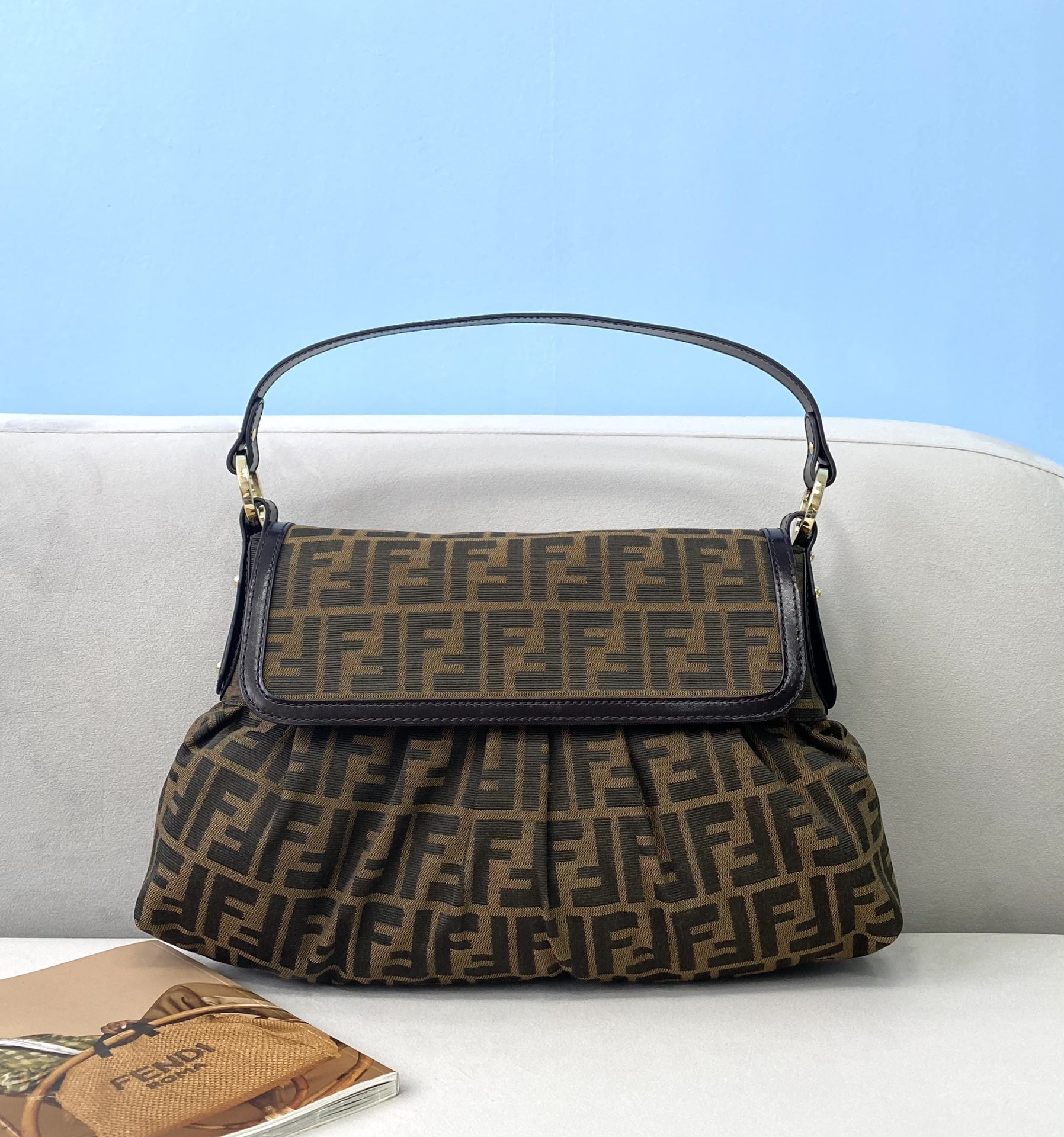 F**di vintage handbags-38×8×19cm