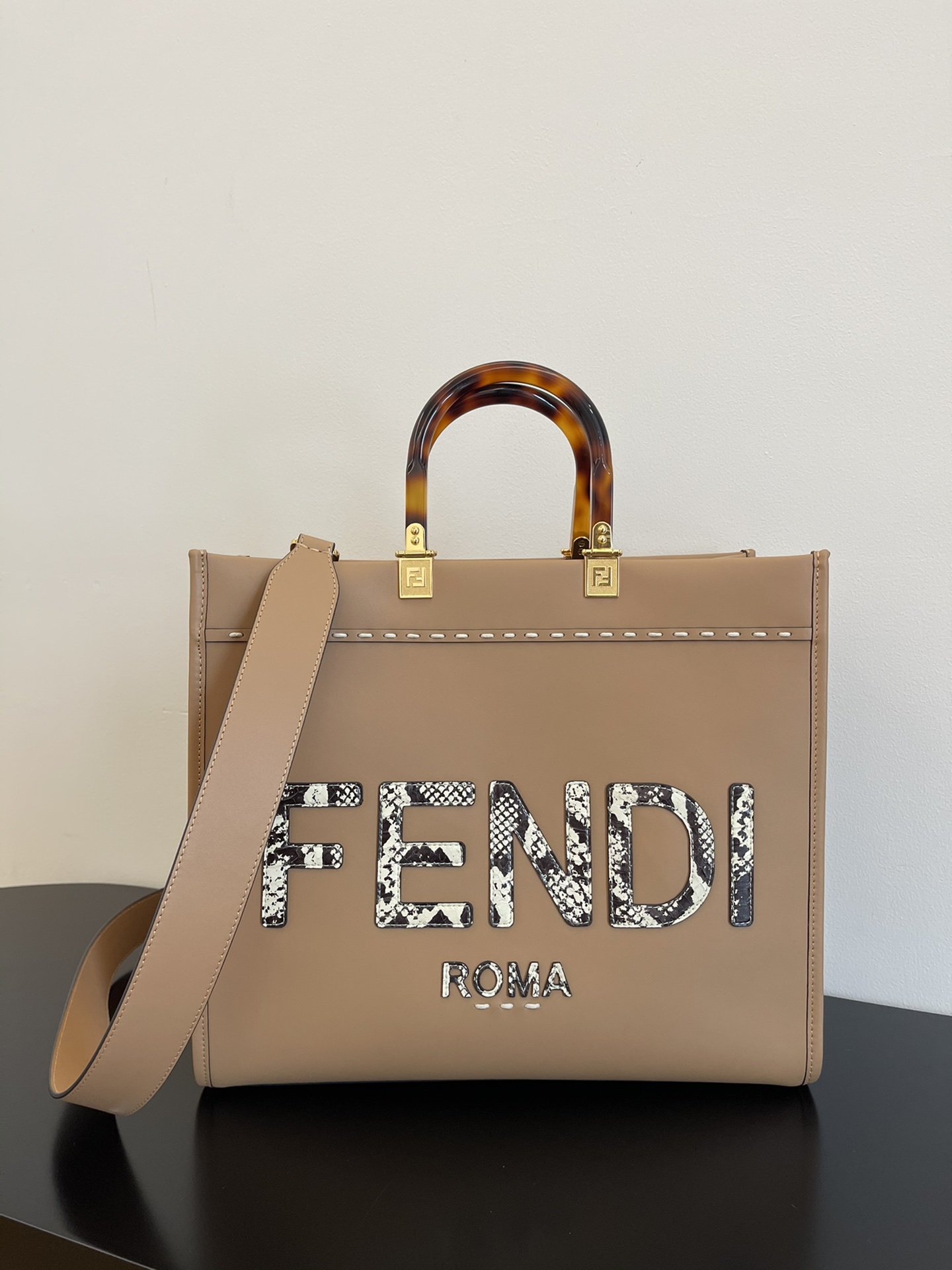 F**di vintage handbags-35x17x31cm