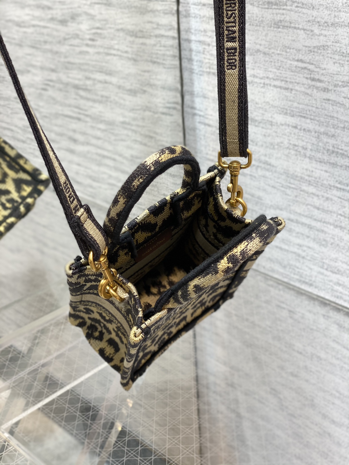 D*or mini book tote-13.5*5*18cm