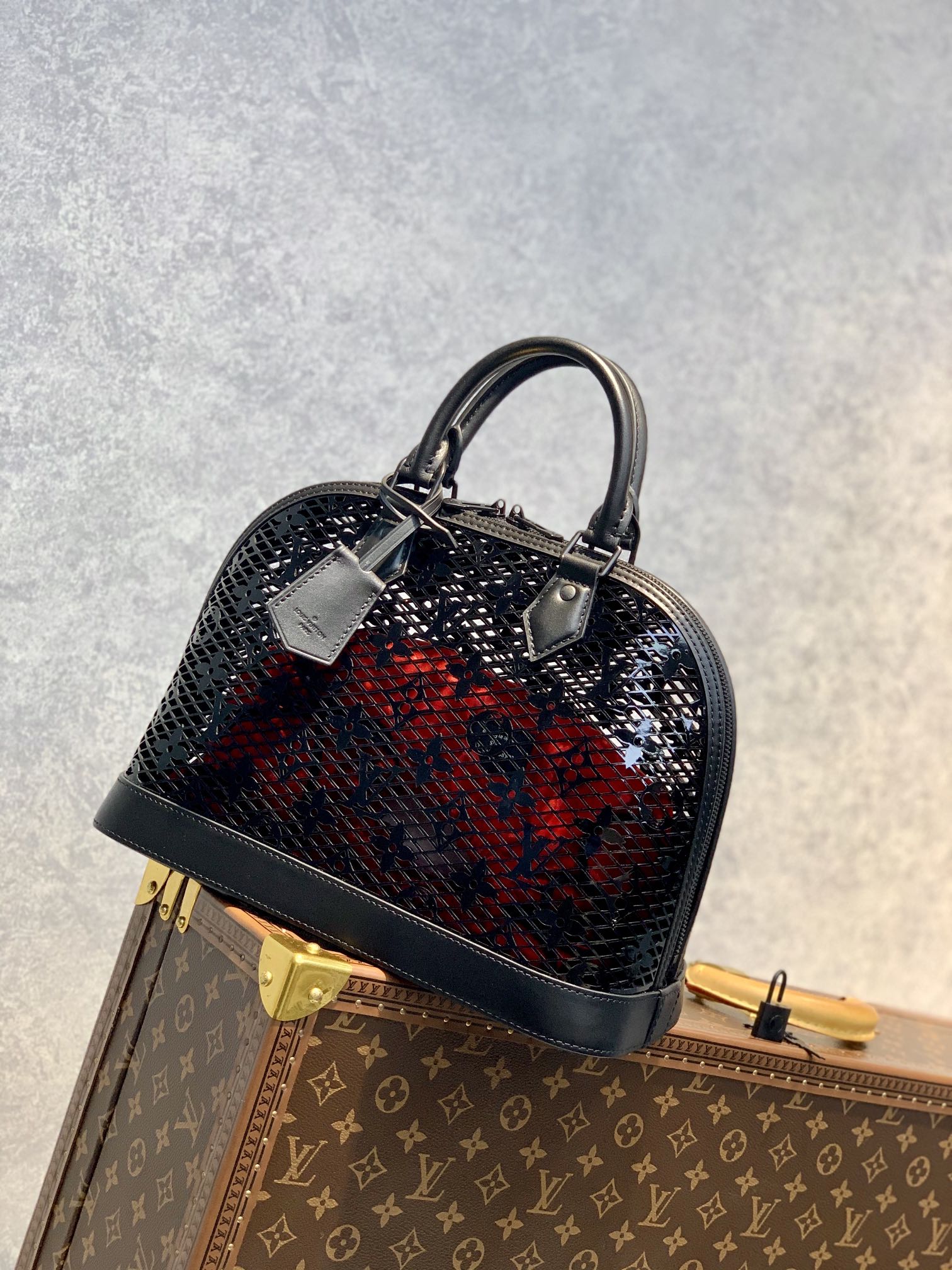 l0*is V*t0n neo alma pm-32×24×15cm