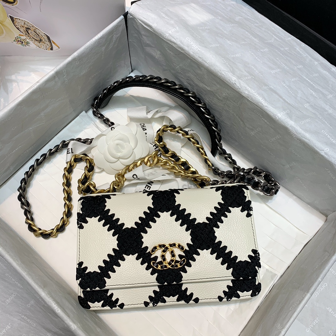 Ch@nel 19 Woc-19*12*3.5CM