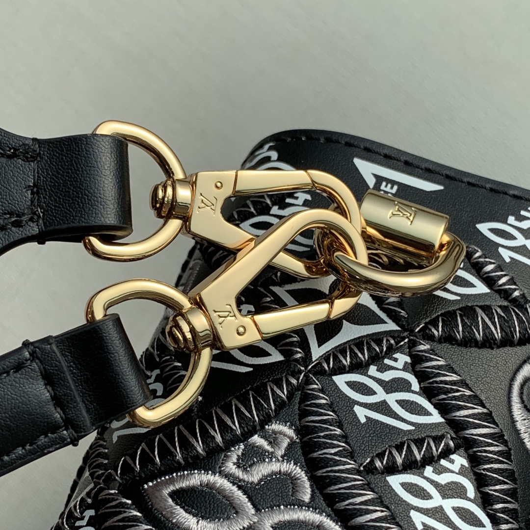 l0*is V*t0n twist mm-23*18*8cm