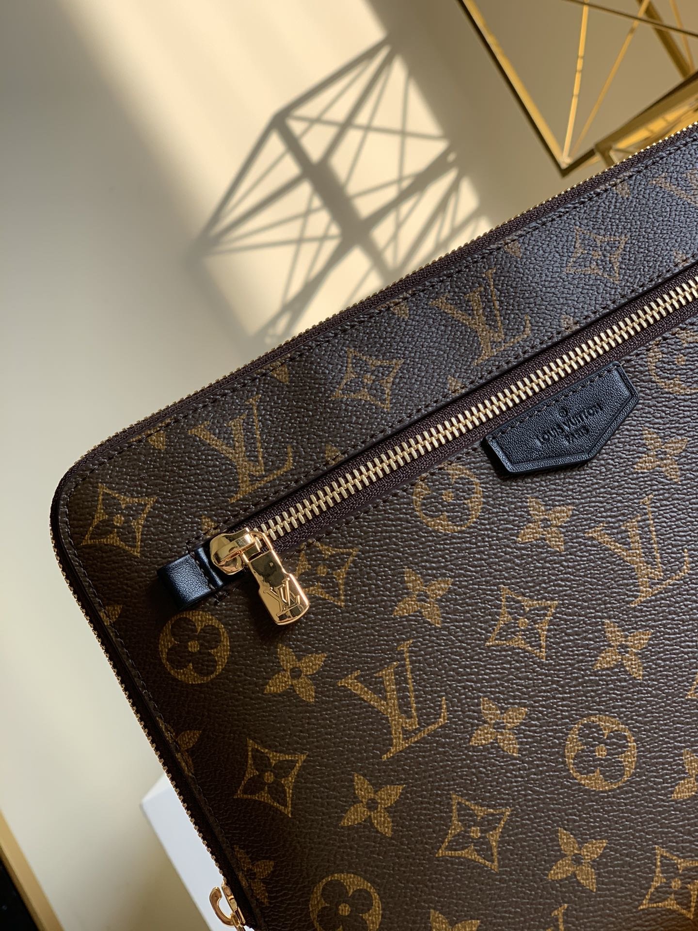 l0*is V*t0n new pouch-21*27*5cm