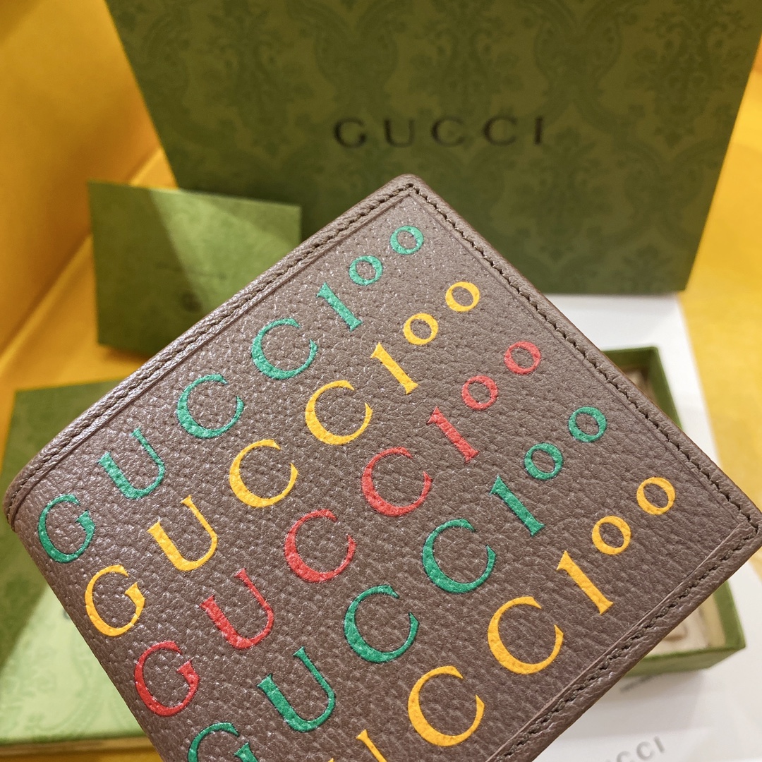 G*u*i wallet-11*9cm