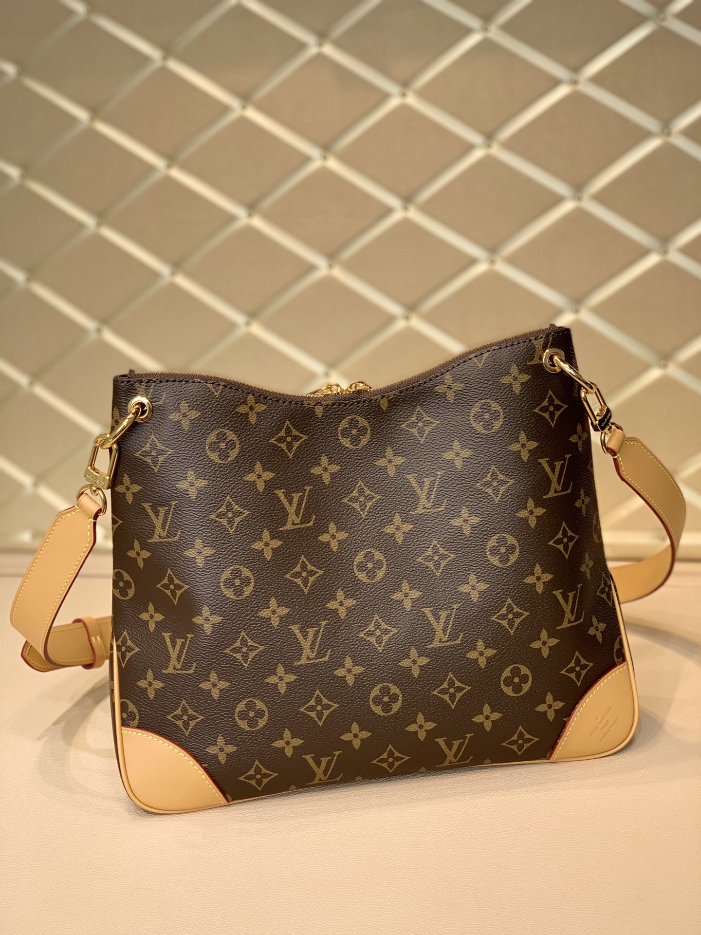 l0*is V*t0n odeon medium handbags- m45355