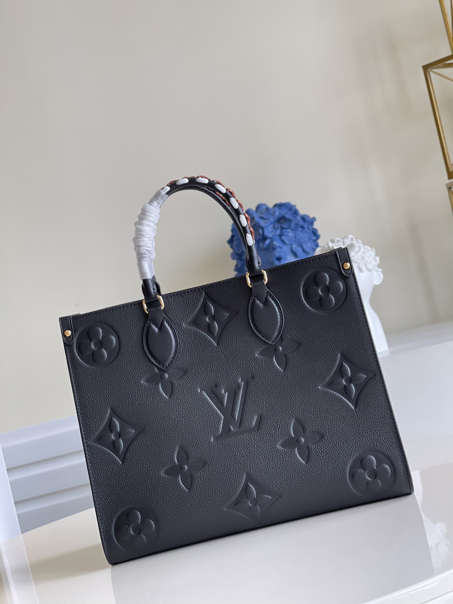 l0*is V*t0n onthego handbag-35*27*14cm
