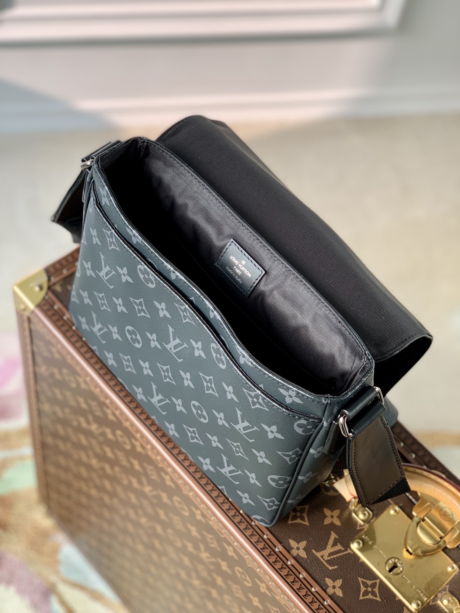 l0*is V*t0n district messenger bag-m46255-26*20*7cm