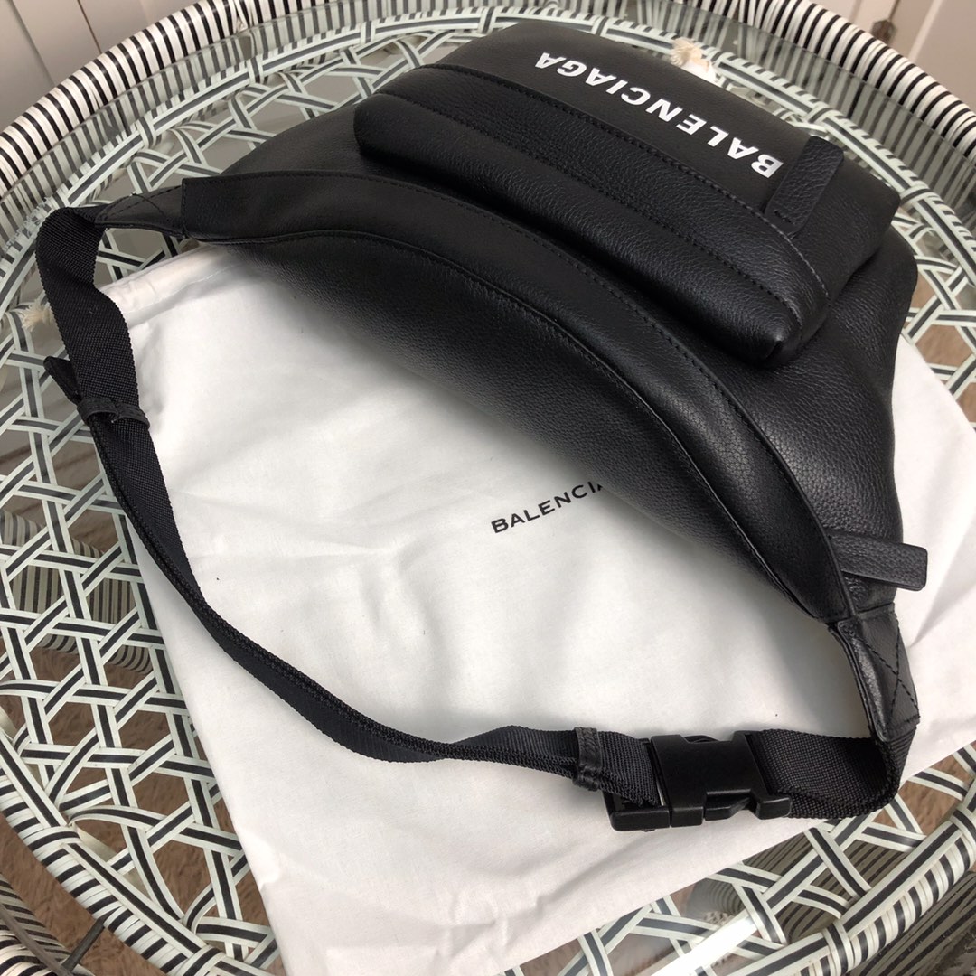 Ba*len*cia*ga crossbody bag-24*19*40cm