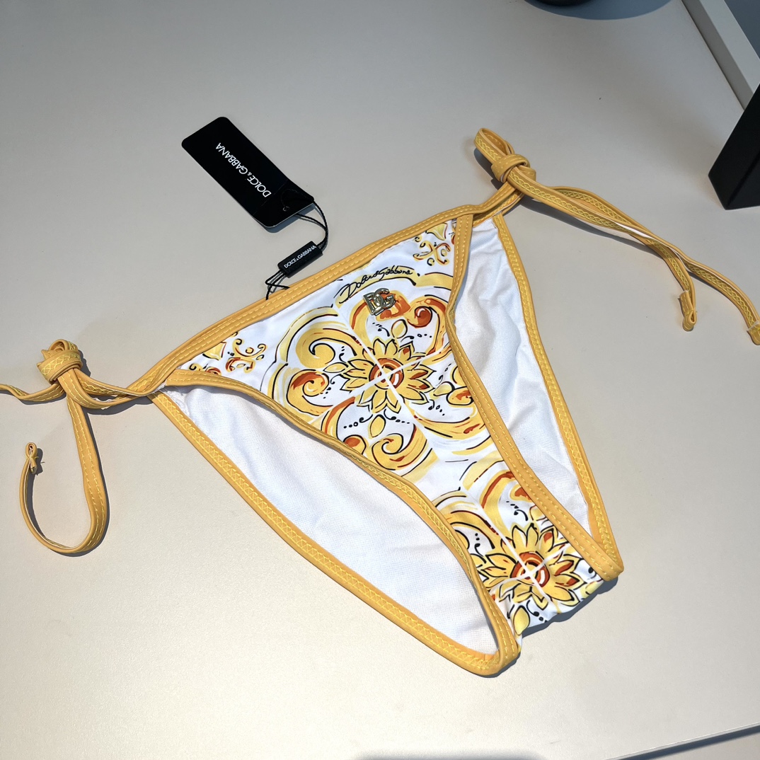 d01ce & Gab*a*a swimsuit