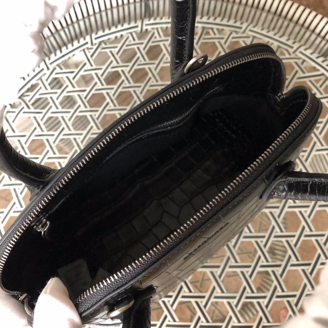 Ba*len*cia*ga ville bag-26x11.5x21.5cm