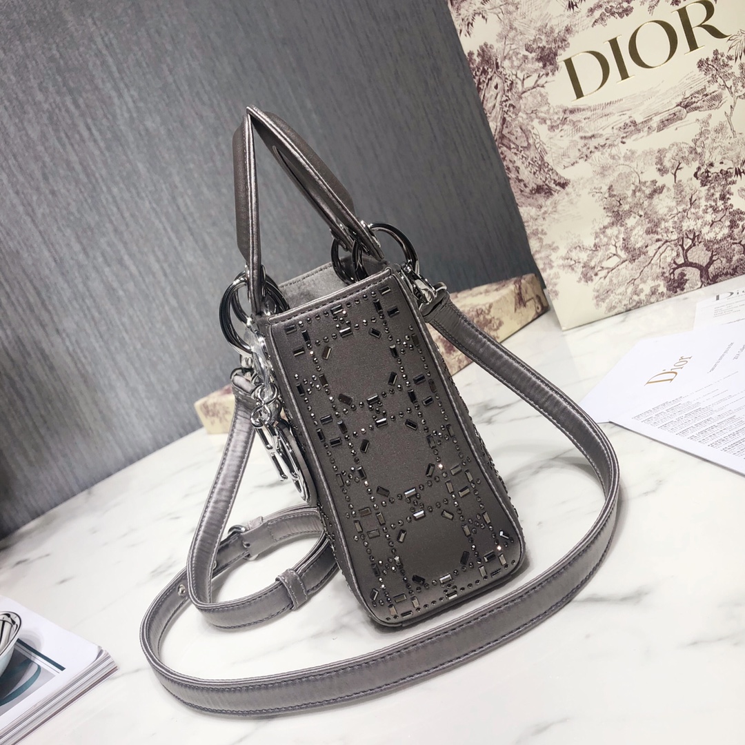lady D*or mini-17*15*8cm