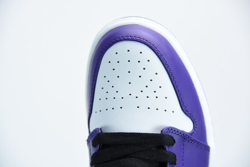 AIR JORDAN 1 LOW 