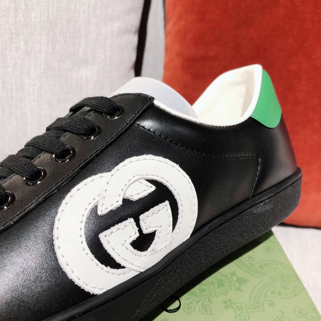 G*u*i sneakers
