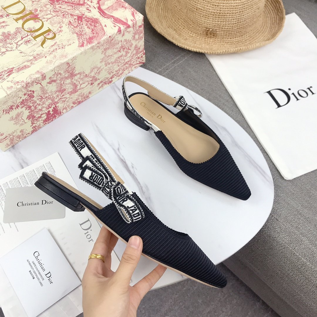 D*or flap shoes