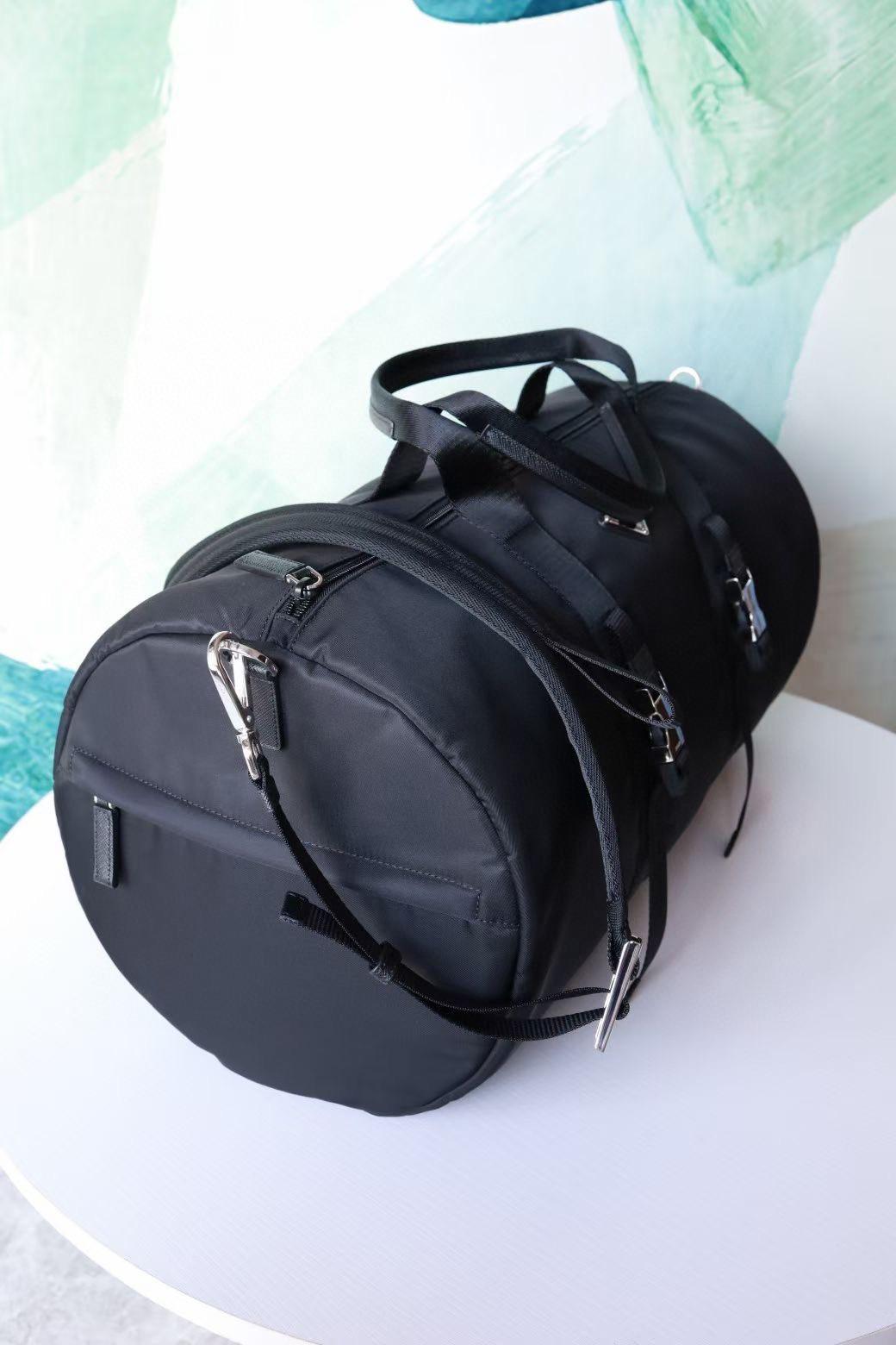Pra*a travel bag-50*25*25cm