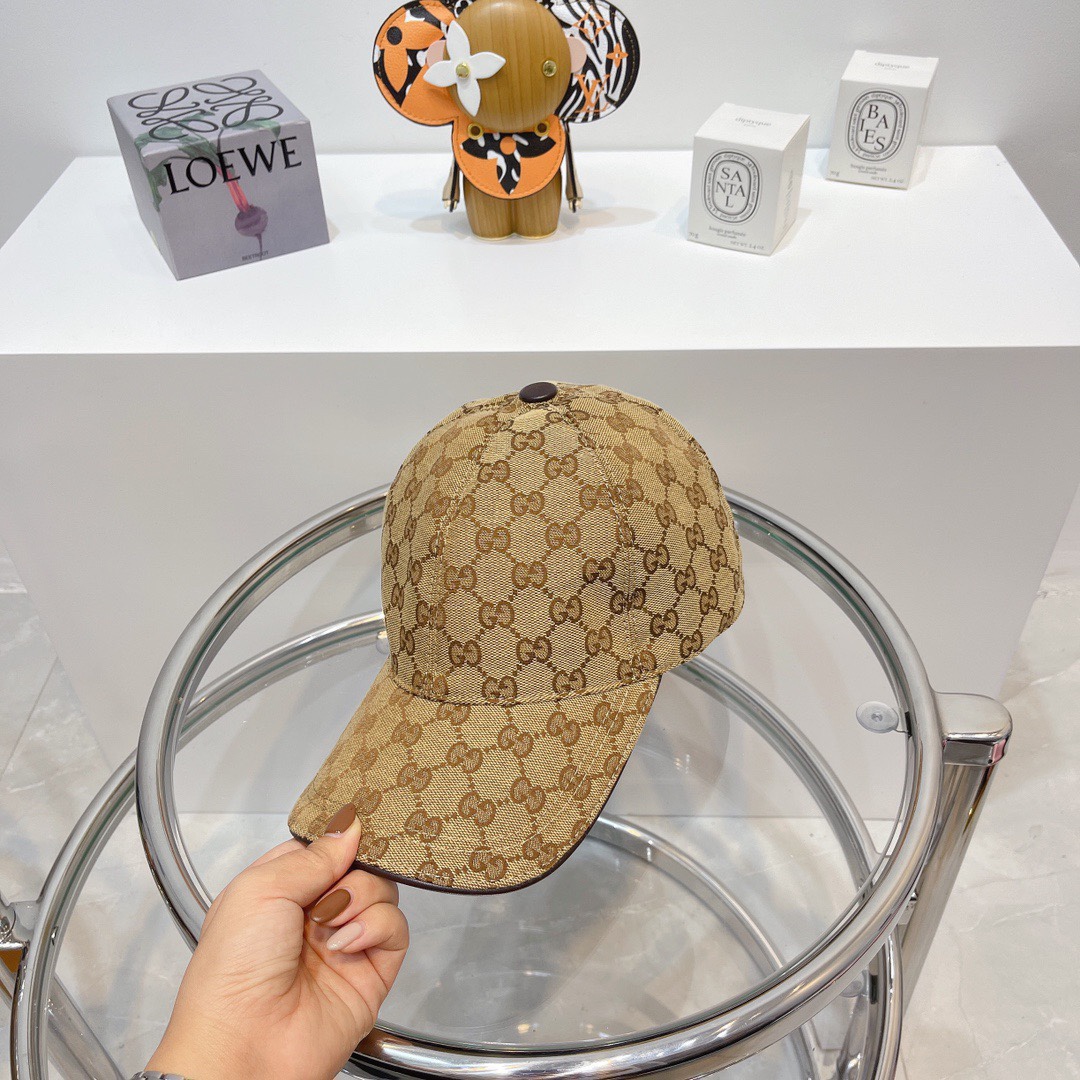 G*u*i hats