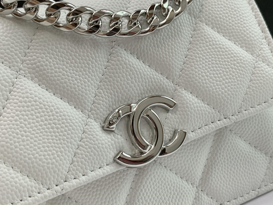 CHANLE Vintage Chain Bag-13*9.5*6CM