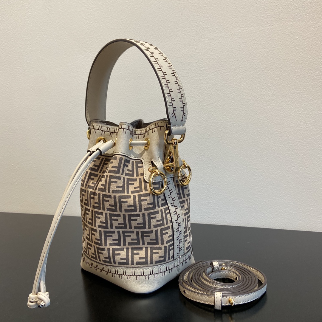F**di mini mon tresor bag -12x18x10cm