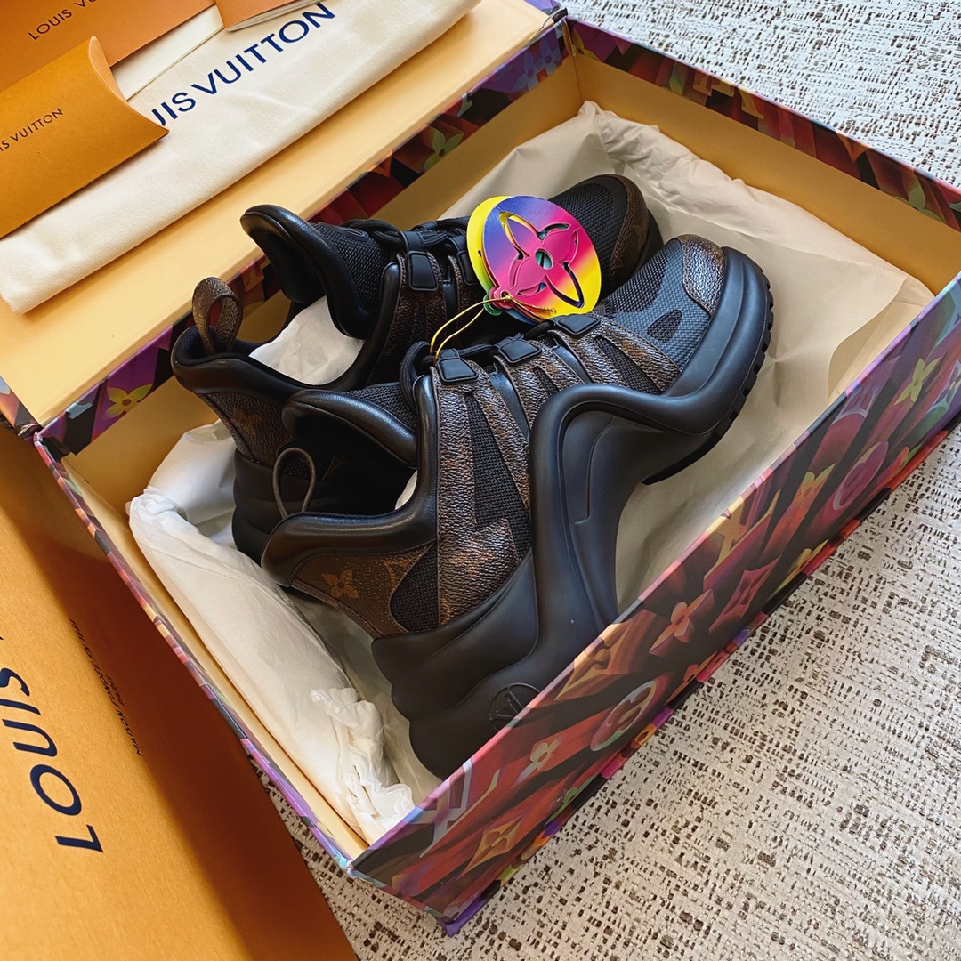 l0*is V*t0n archlight sneaker
