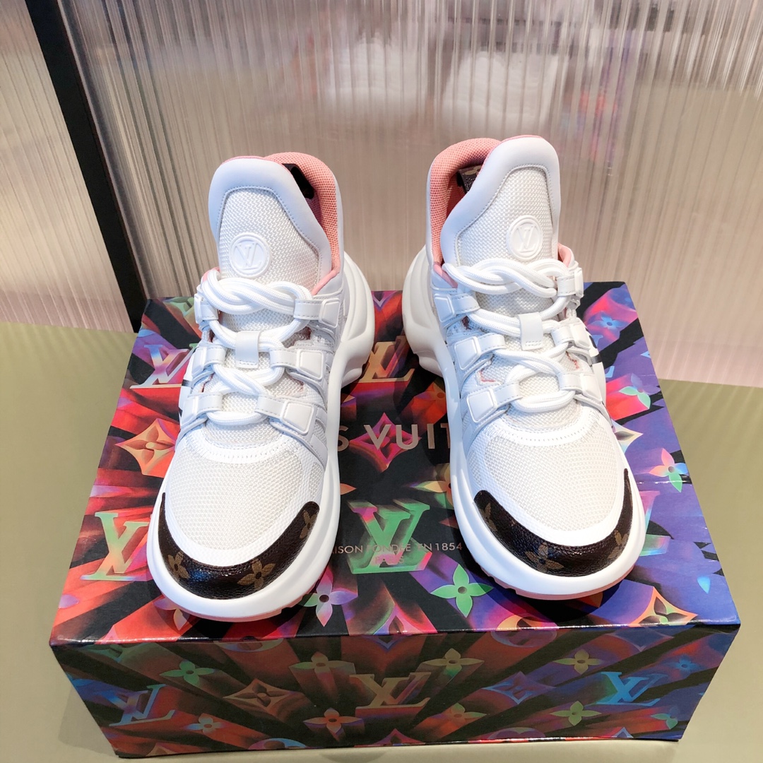 l0*is V*t0n archlight sneaker