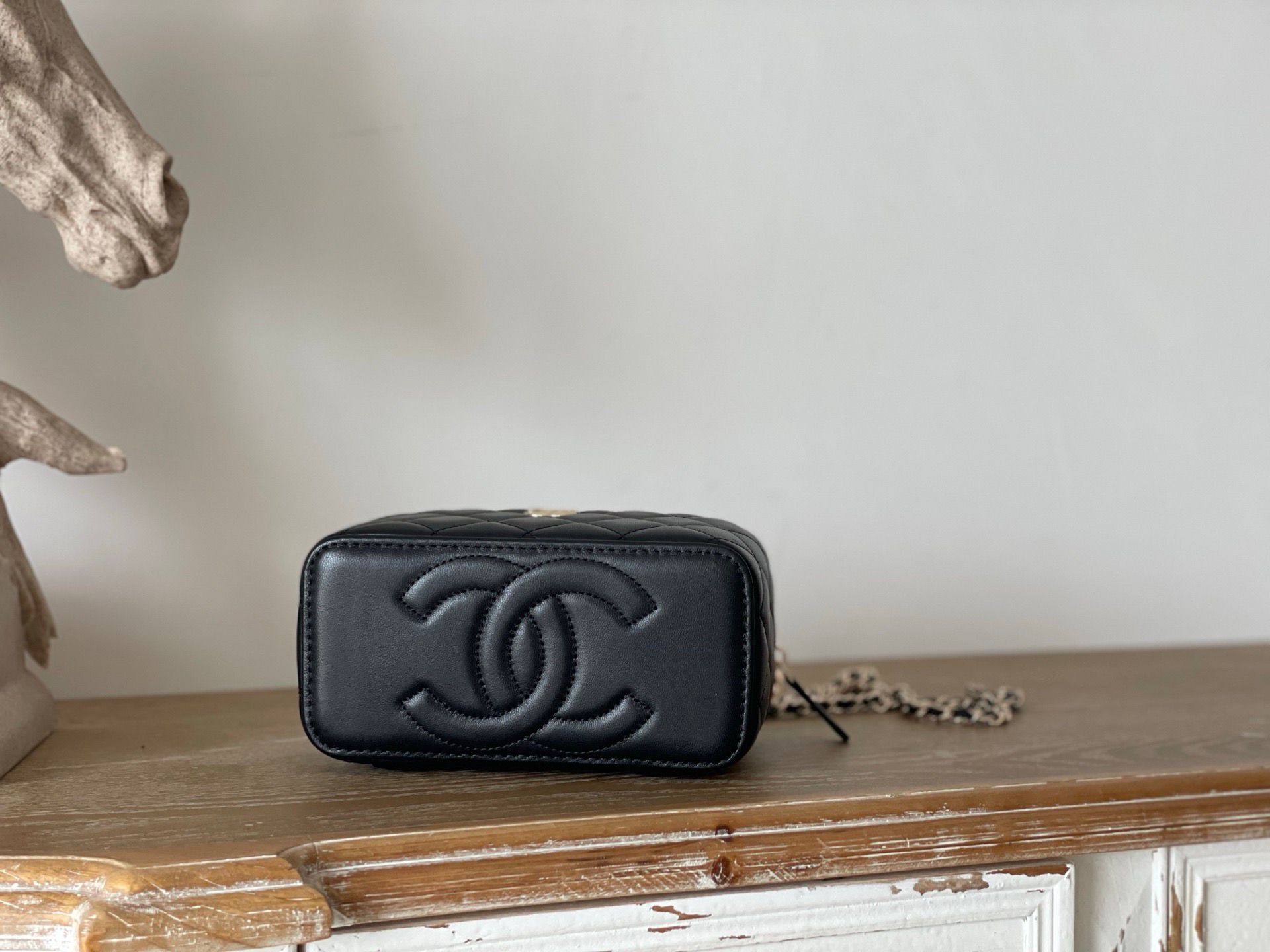 Ch@nel Cosmetic Bag-Caviar-BAG-2365324