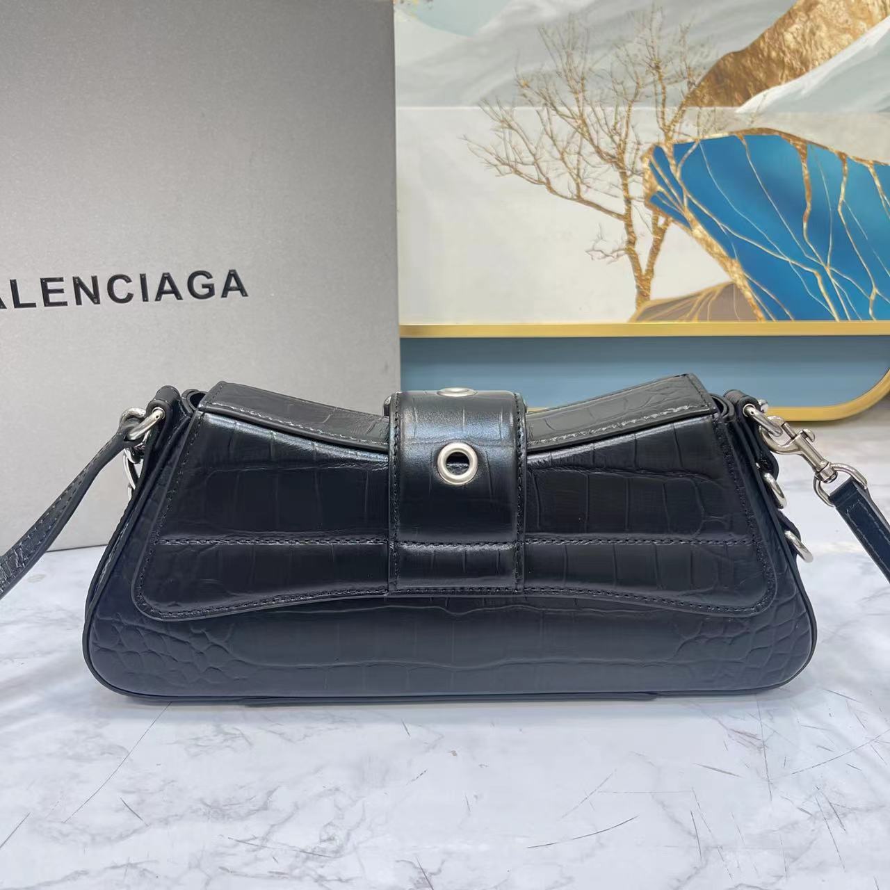 Ba*len*cia*ga lindsay bag-29x13x4.8cm