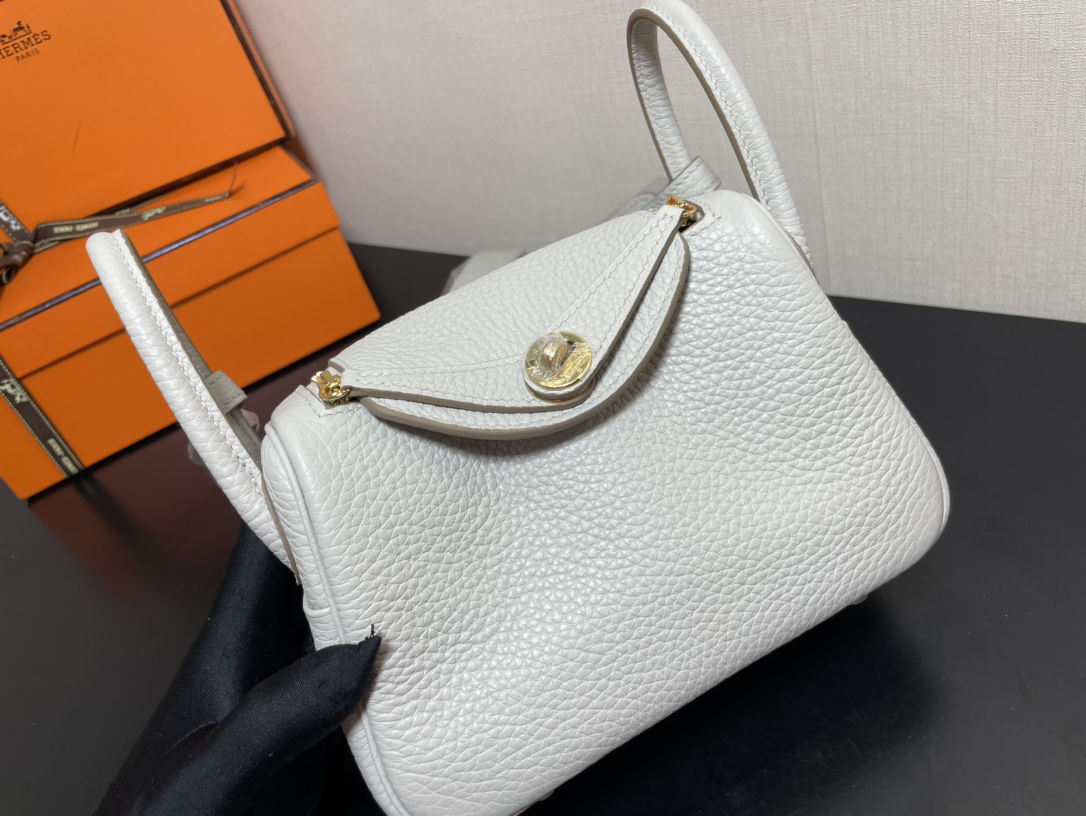 H**mes lindy 19-togo leather-19cm