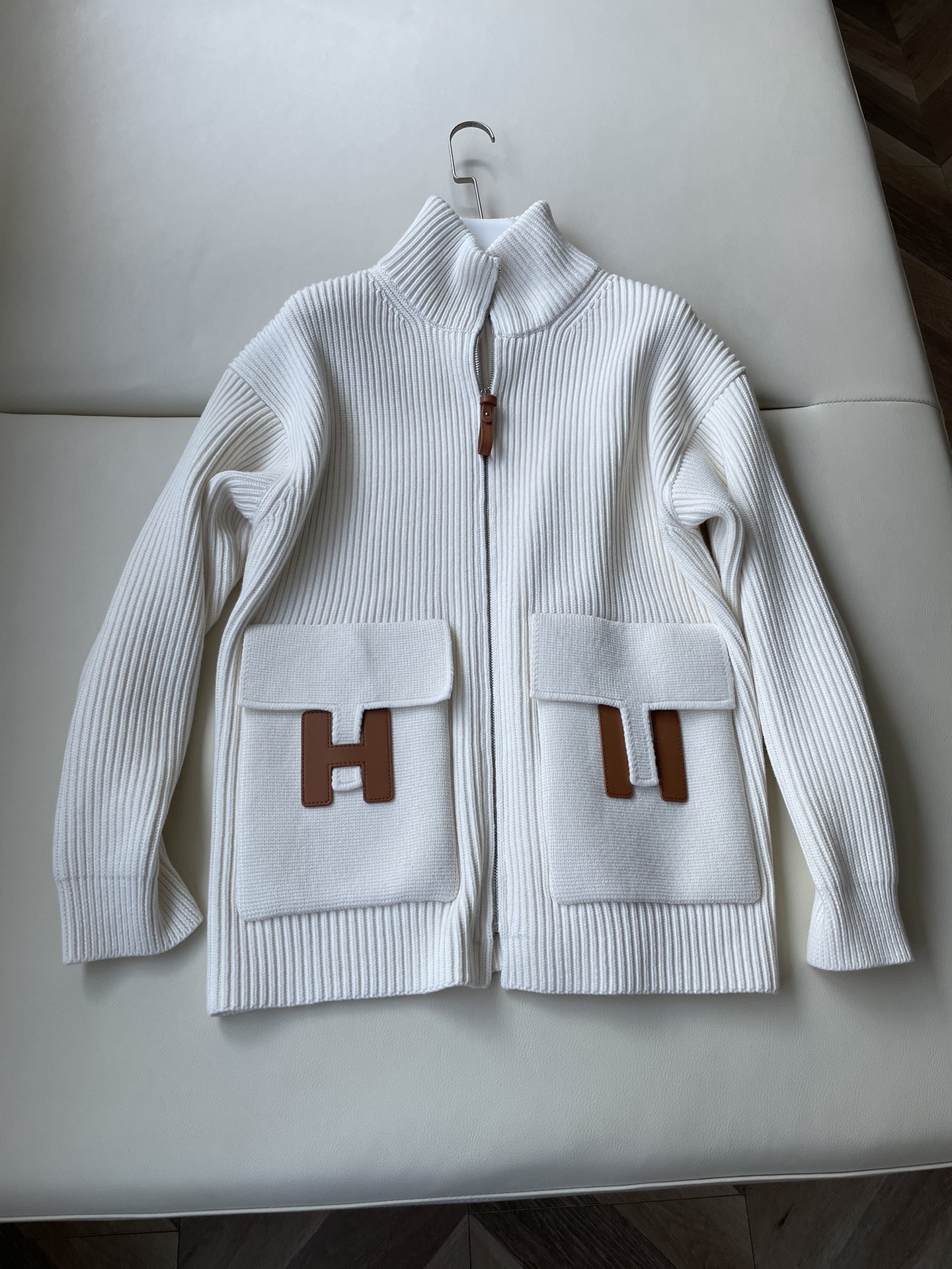 H**me5 fallwinter leather-patch stand collar knit sweater jacket