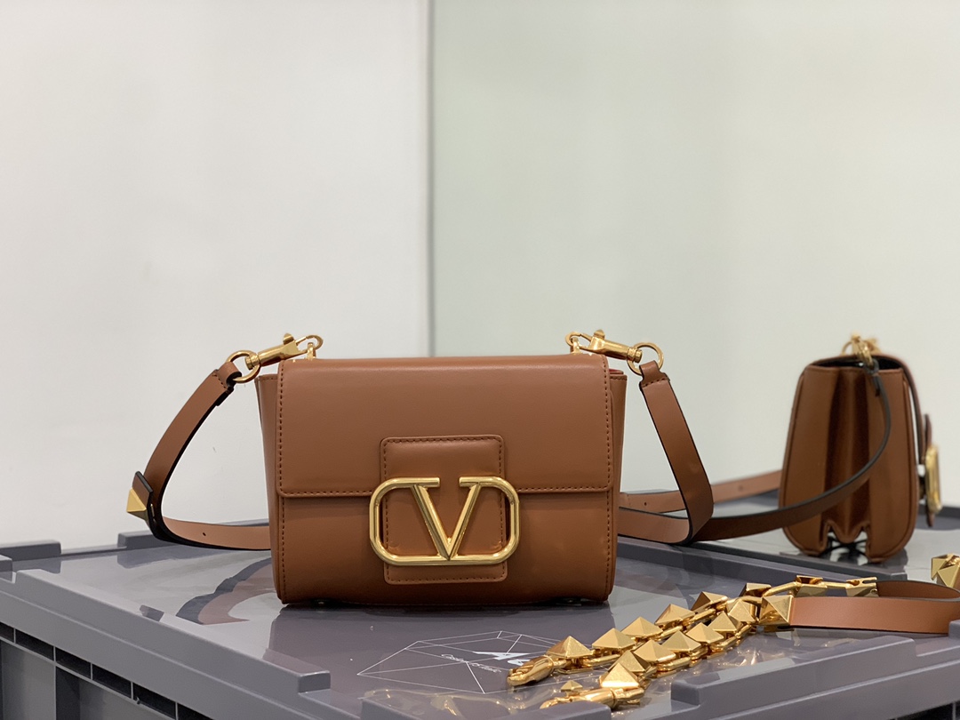 Va1e*ntin0 handbags-20*15*7cm
