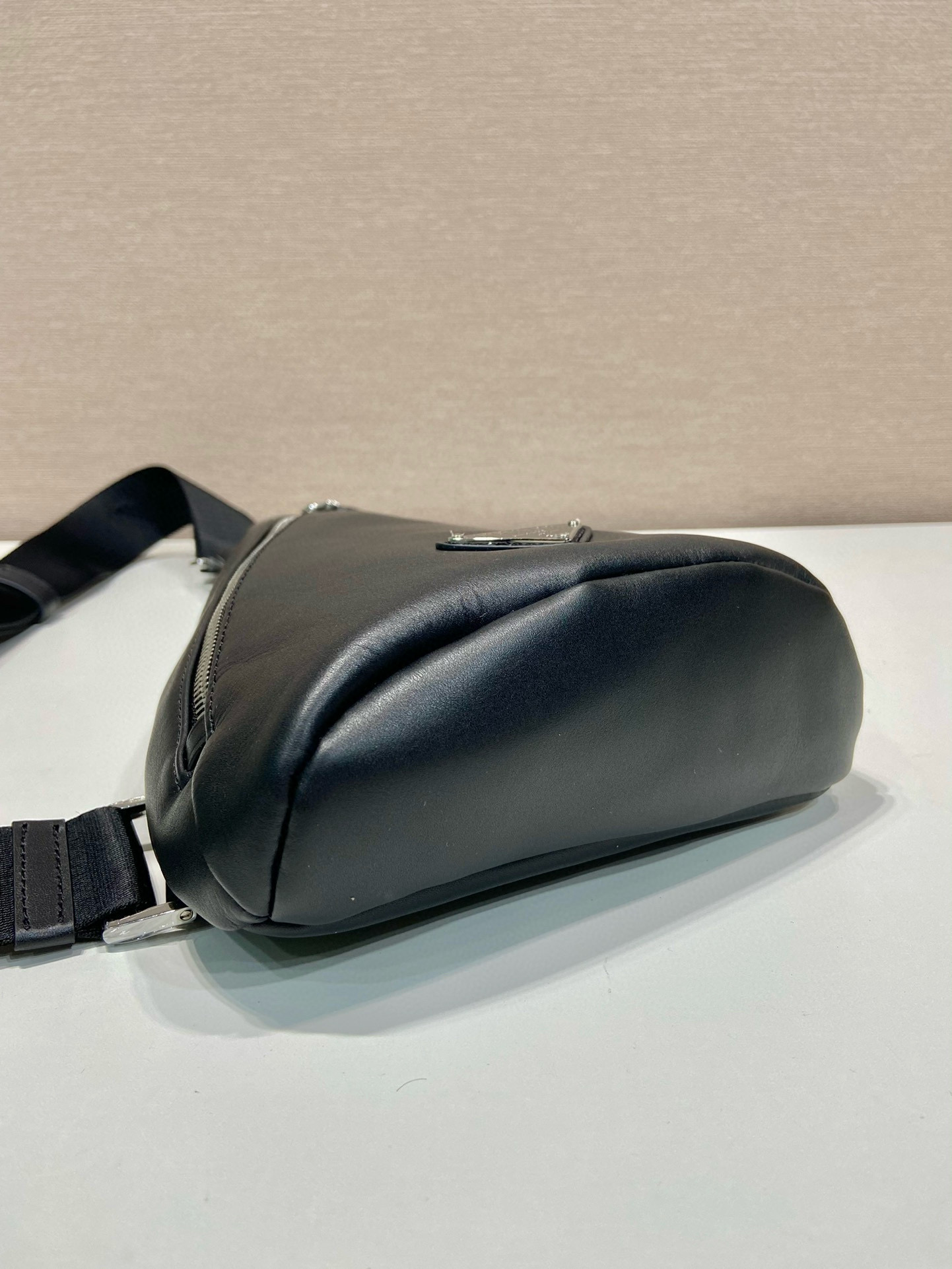 Pra*a 2vz098 handbags-17*32*6.5cm