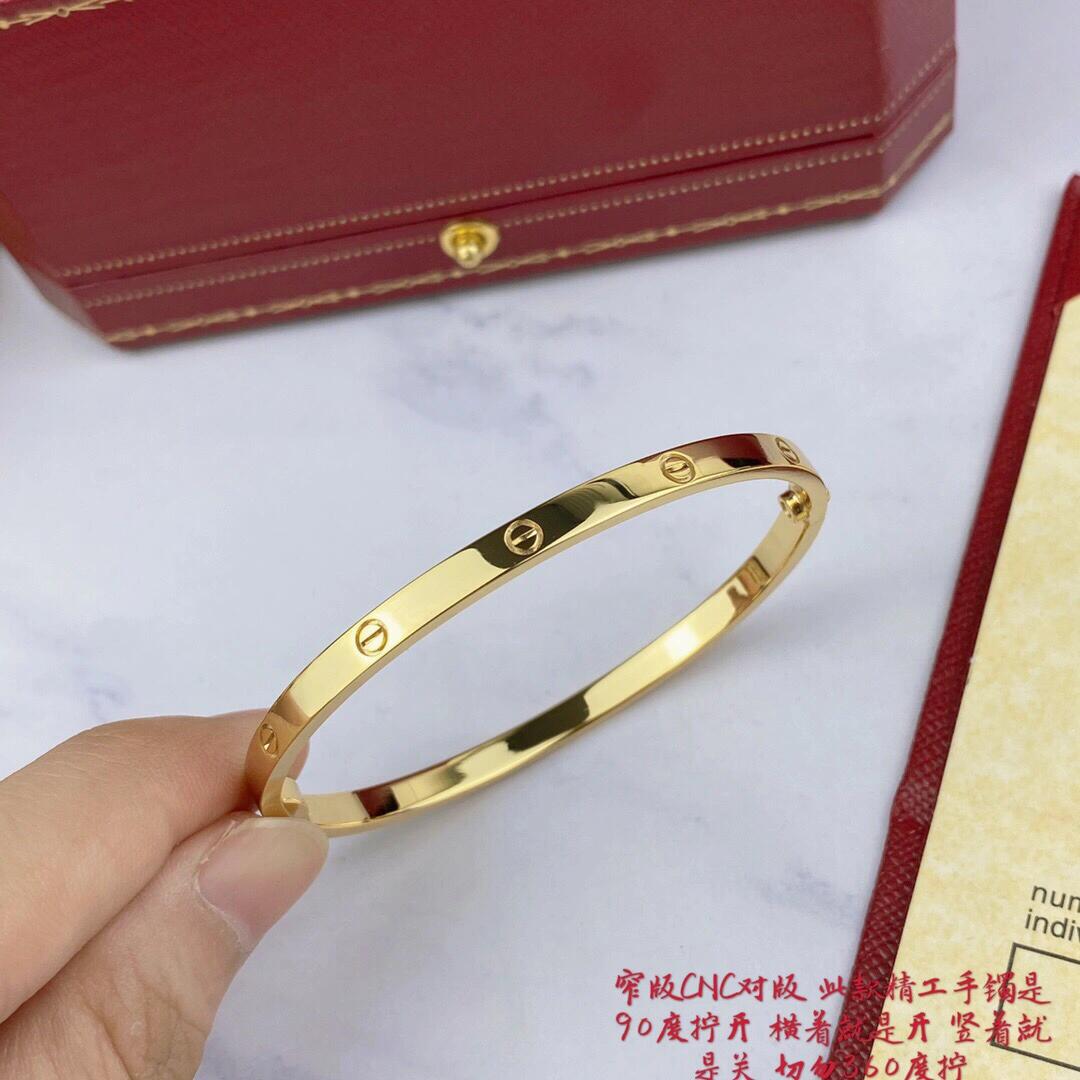 Ca*t1er bracelet