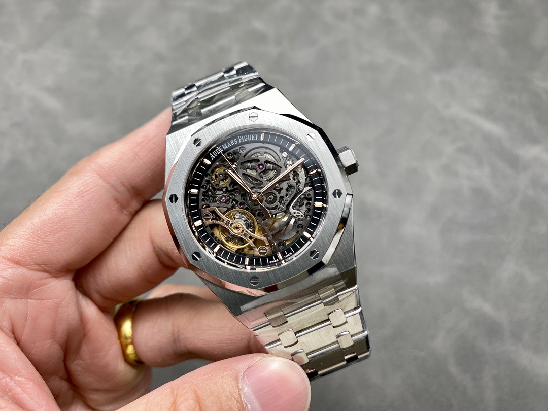audemars p1g*et royal oak double Ba1an*e wheel openworked