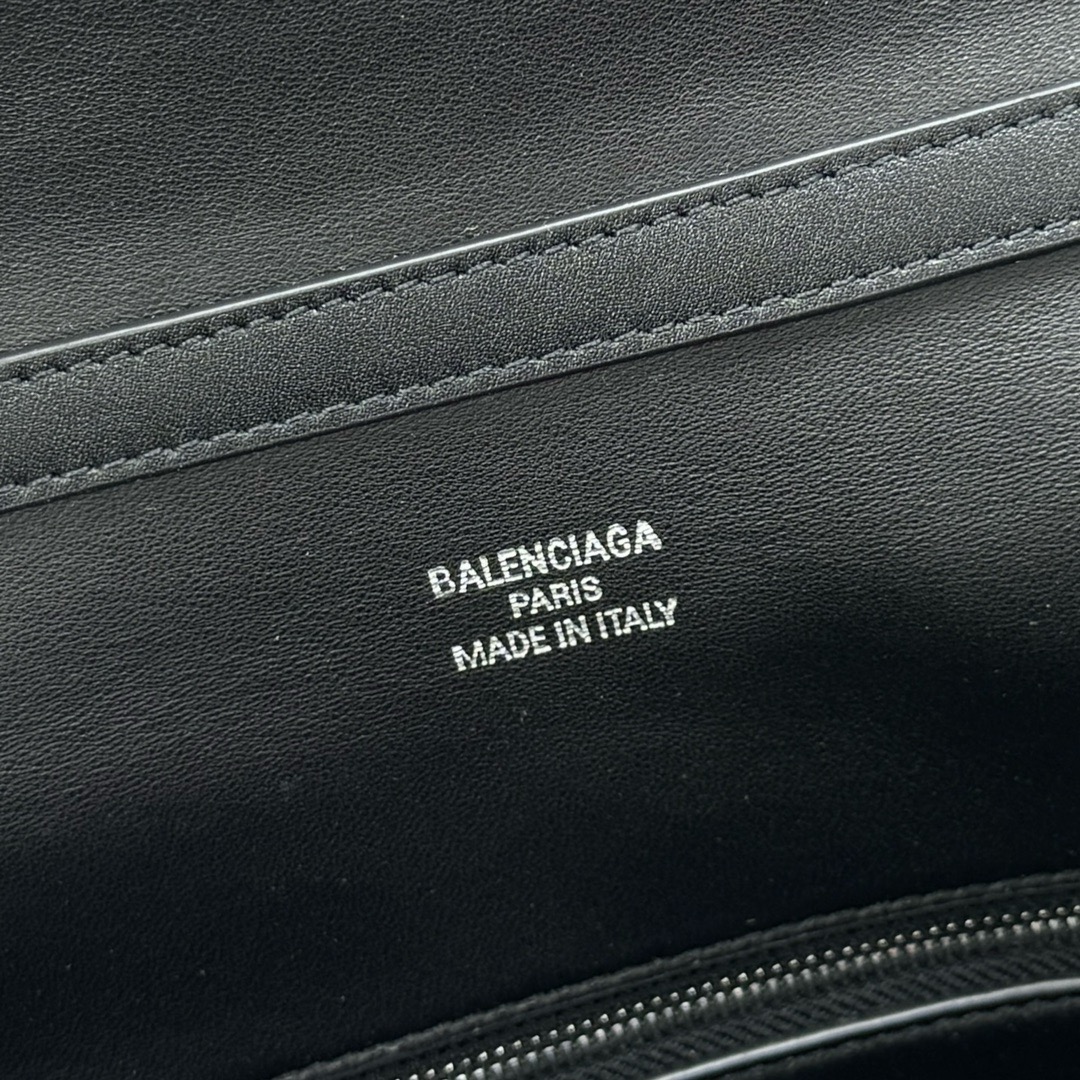 Balenciag Rodeo Handbags-39.8x29.9x12.9CM