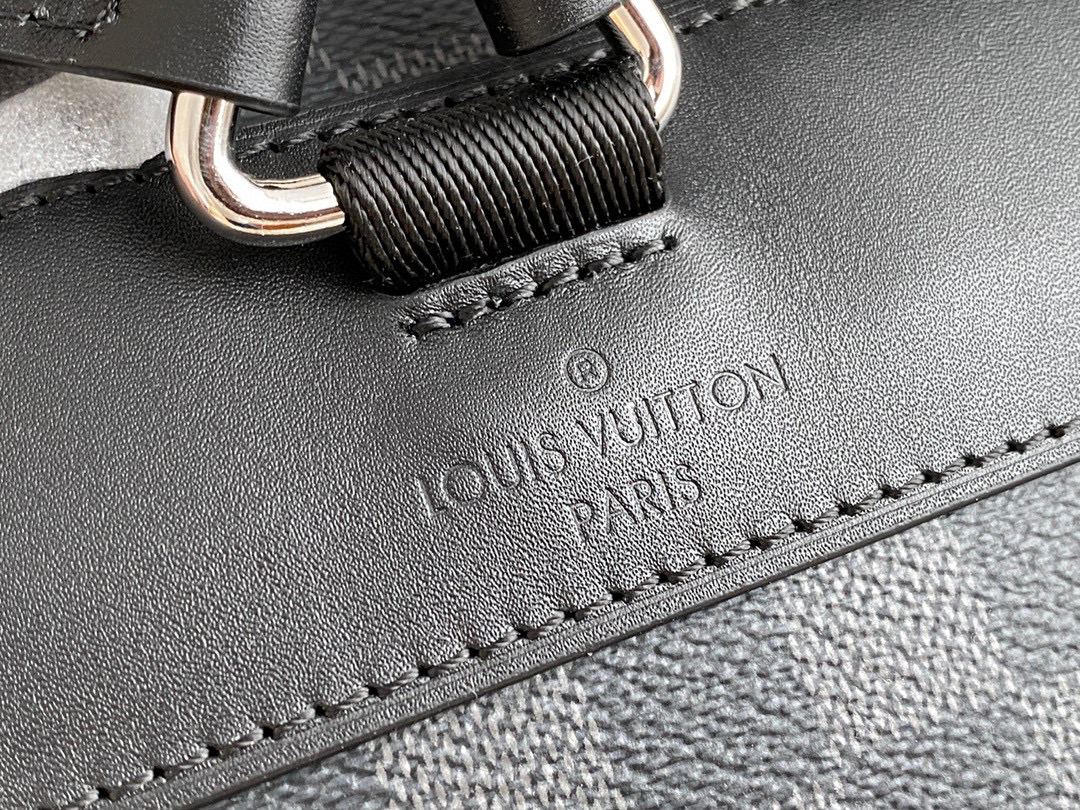 l0*is V*t0n christopher backpack m41379-32*39*12cm