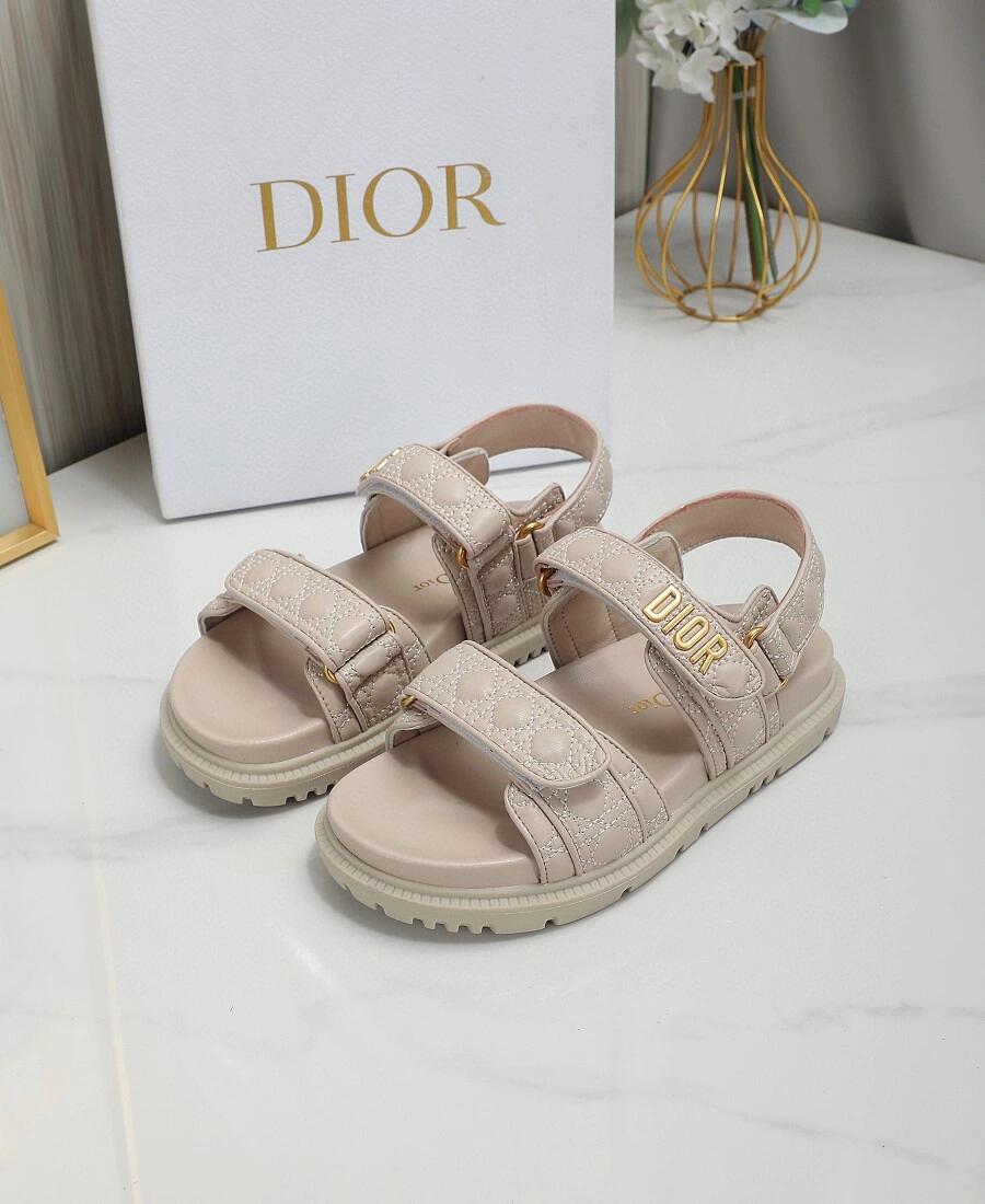 D*or sandals