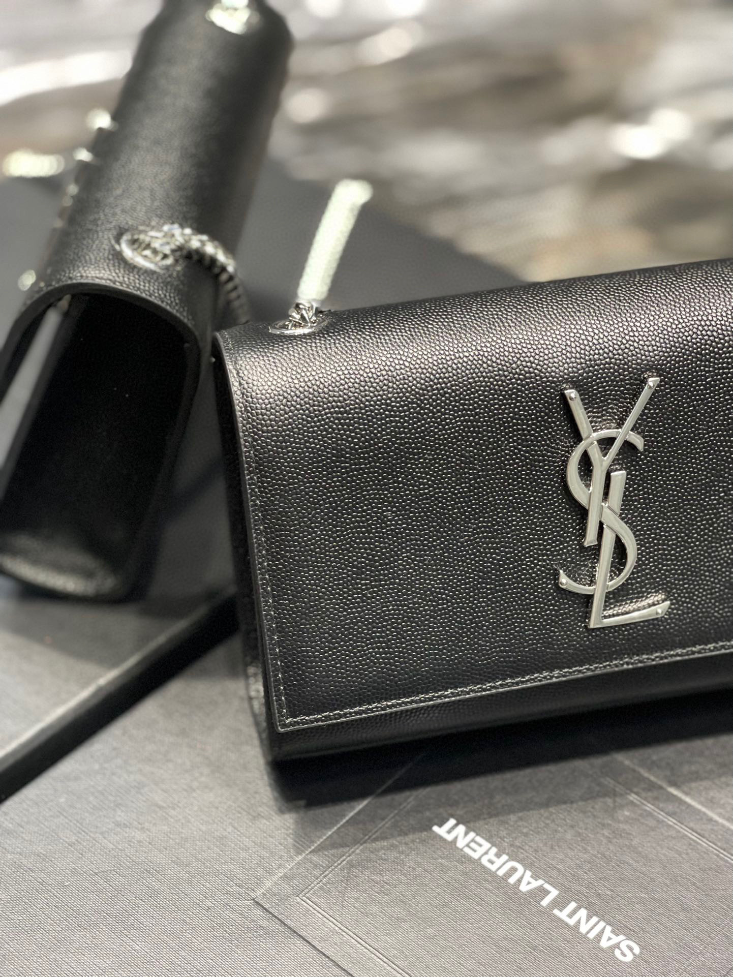 Y*L kate in grain de pouder embossed leather-20x13.5x5.5cm
