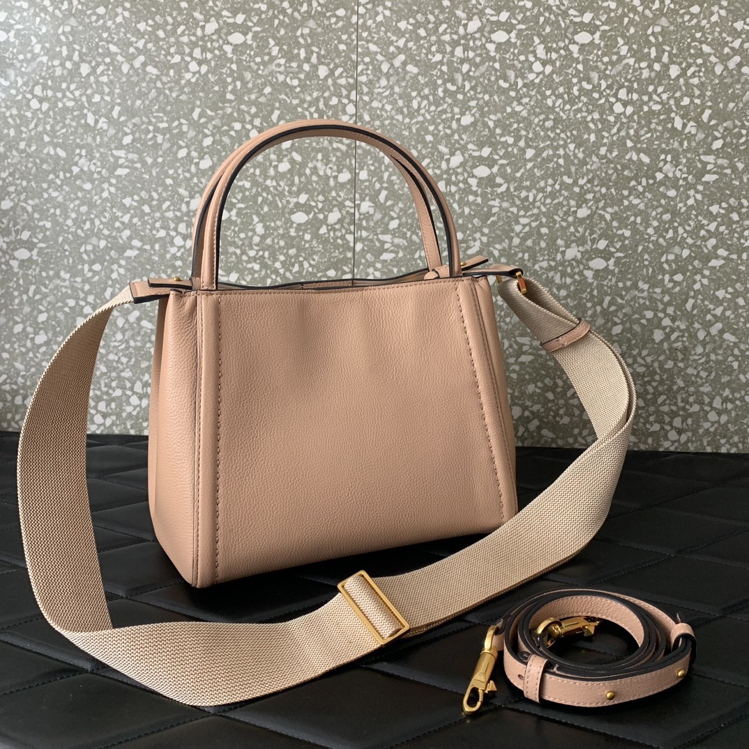 Va1e*ntin0 garavani alltime small handbag in grainy -26*21*17cm