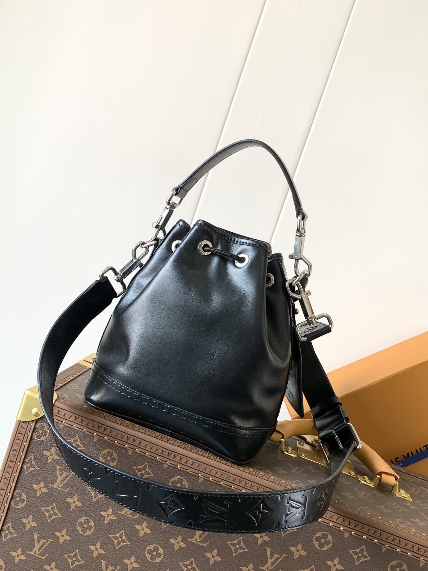 l0vis Vvtt0n noé cargo-m13985-24 x 16 x 22cm