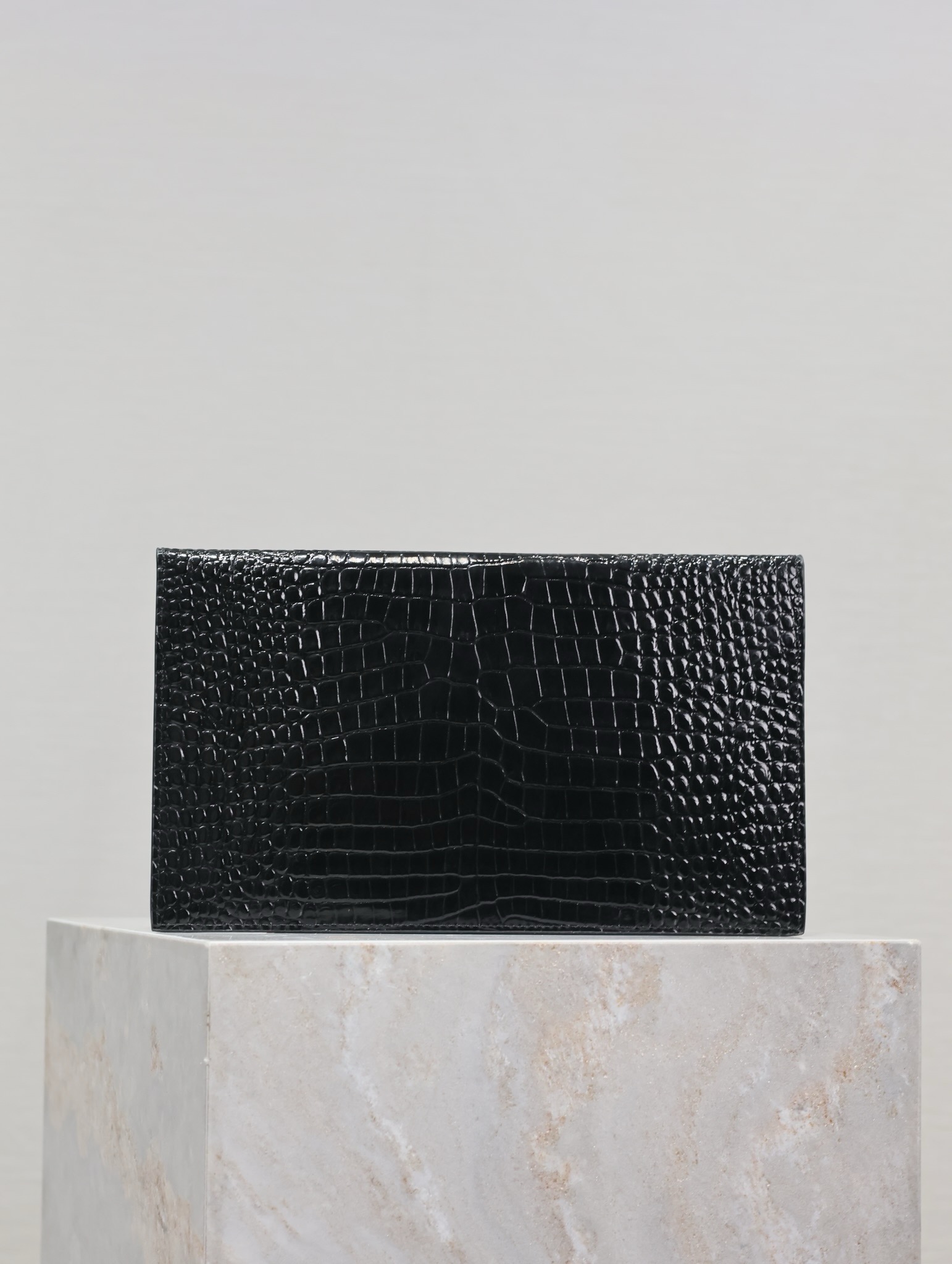 Y51 pouch-‎27*16*2cm
