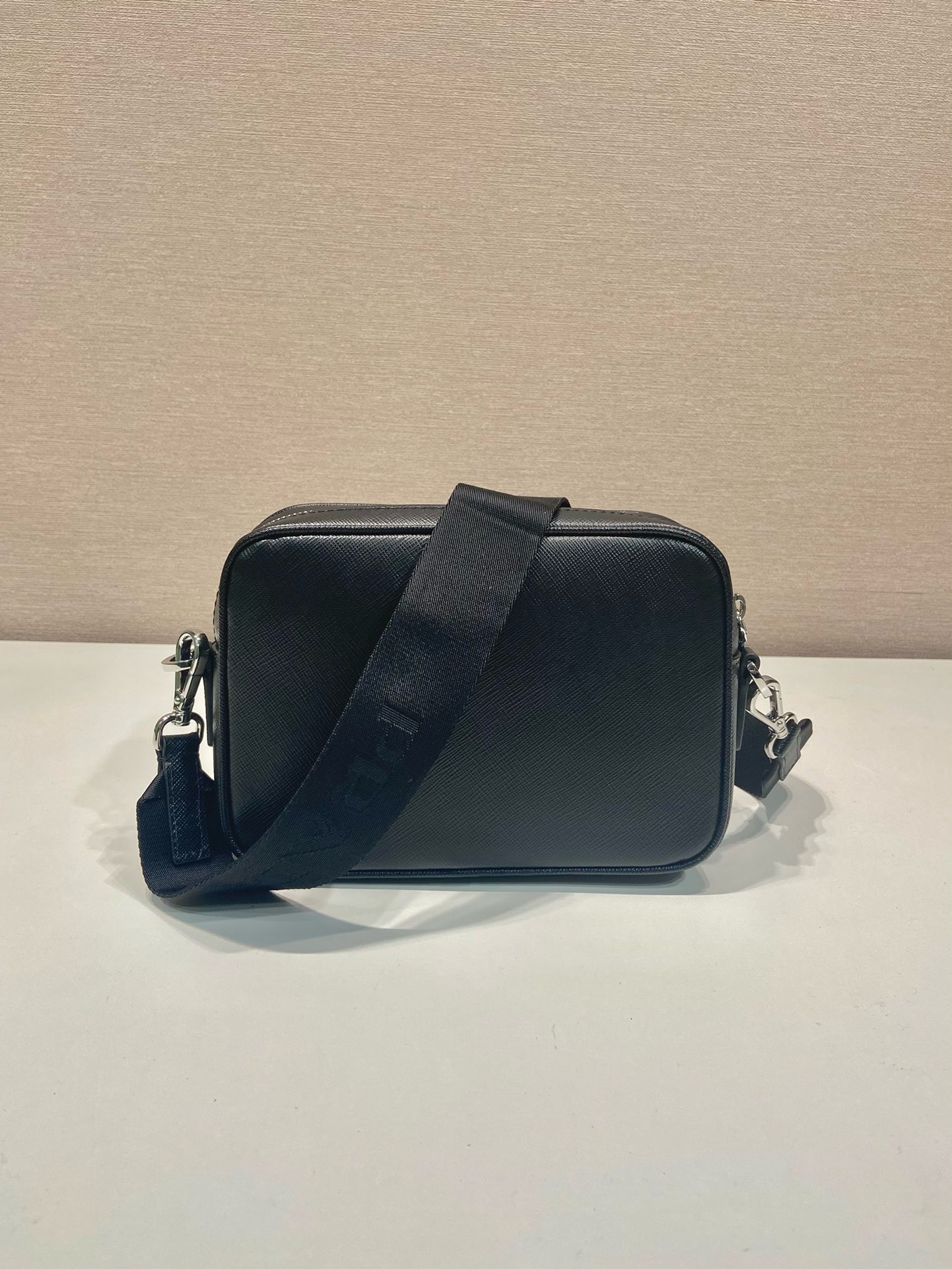 Pra*a shoulder bag saffiano travel nero black-2vh170-20*13.5*7cm