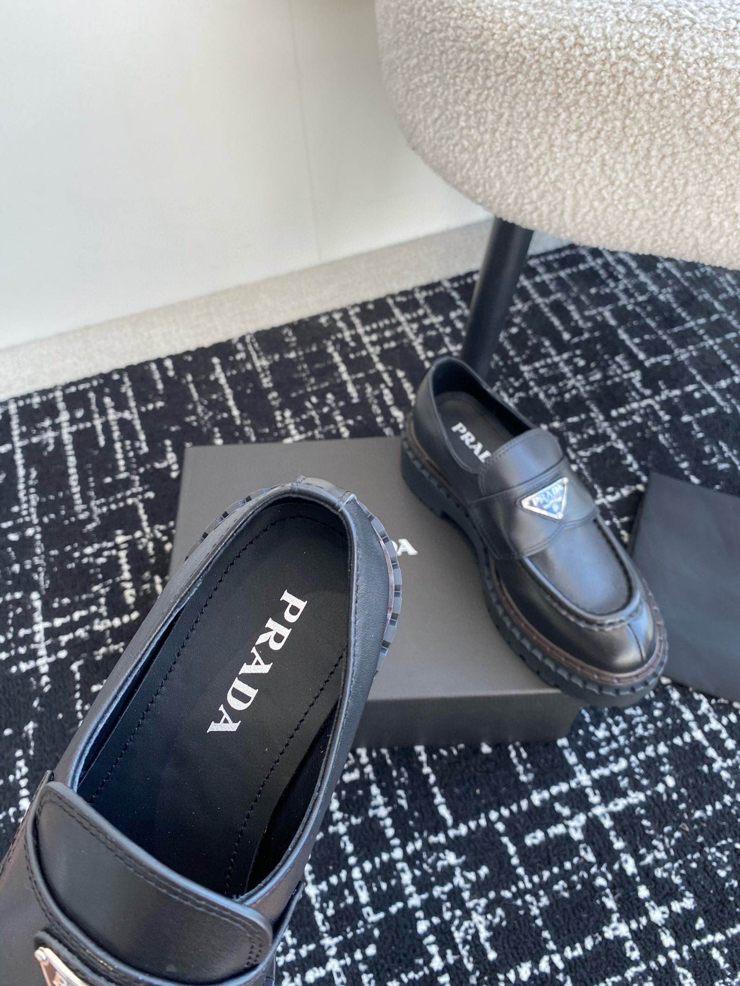 Pra*a loafers 2024ss