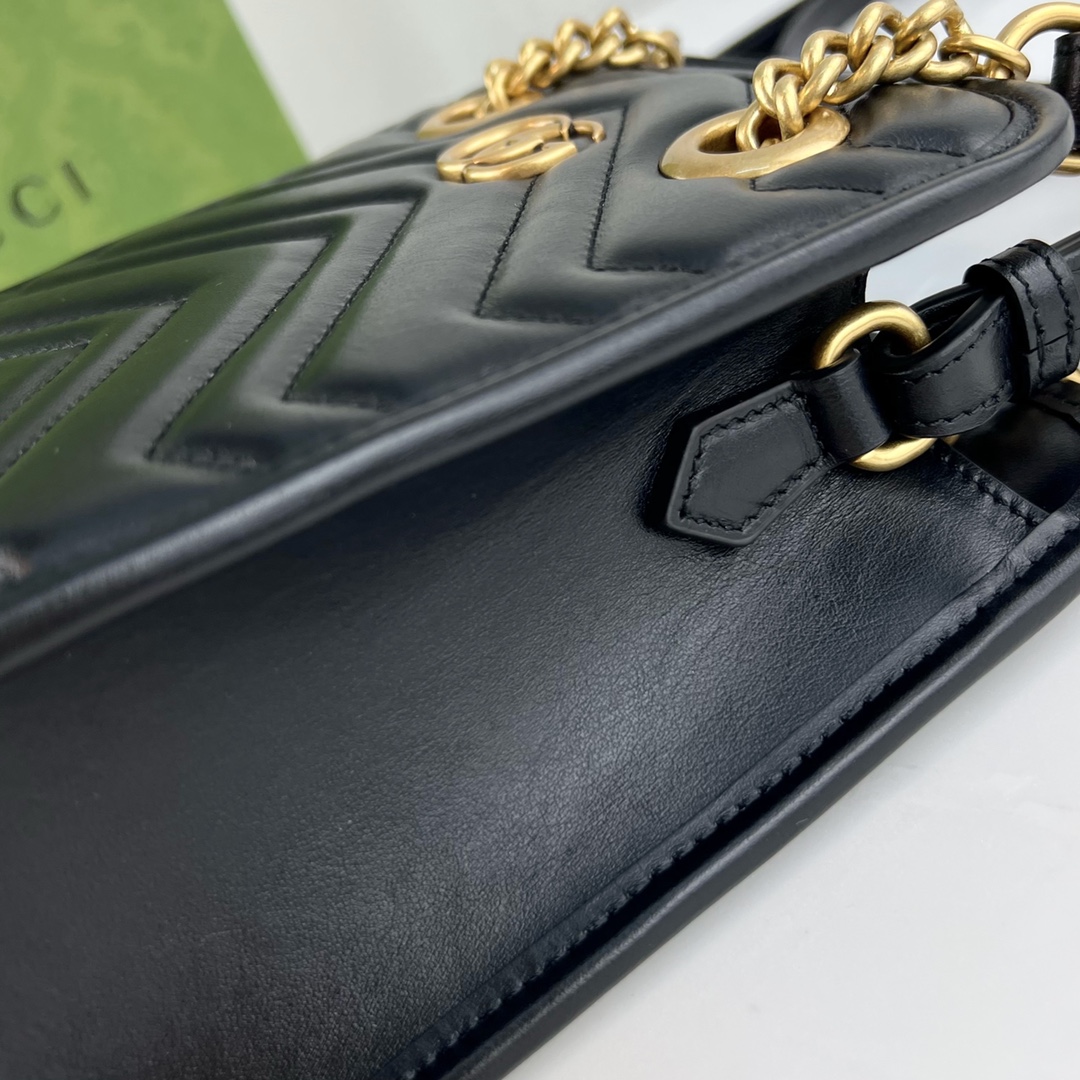 G*u*i marmont bag-16x19x7 cm