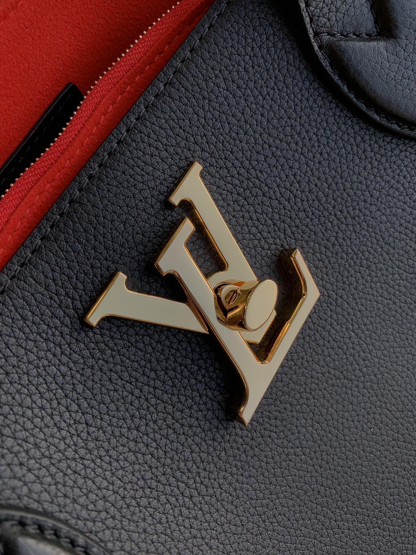 l0*is V*t0n lockme handbags m57345-42*28*15cm