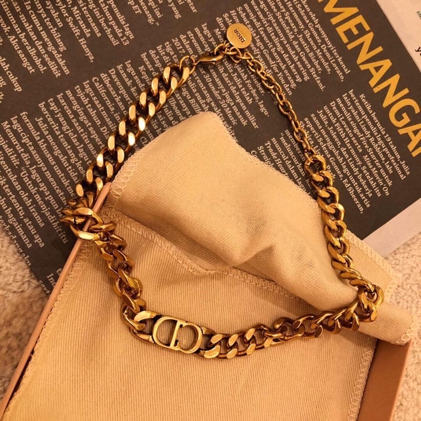 D*or necklace